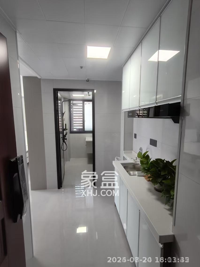 友兴家园 1室1厅1卫 1700.0元/月 友兴家园 1室1厅1卫 1700.0元/月室内图