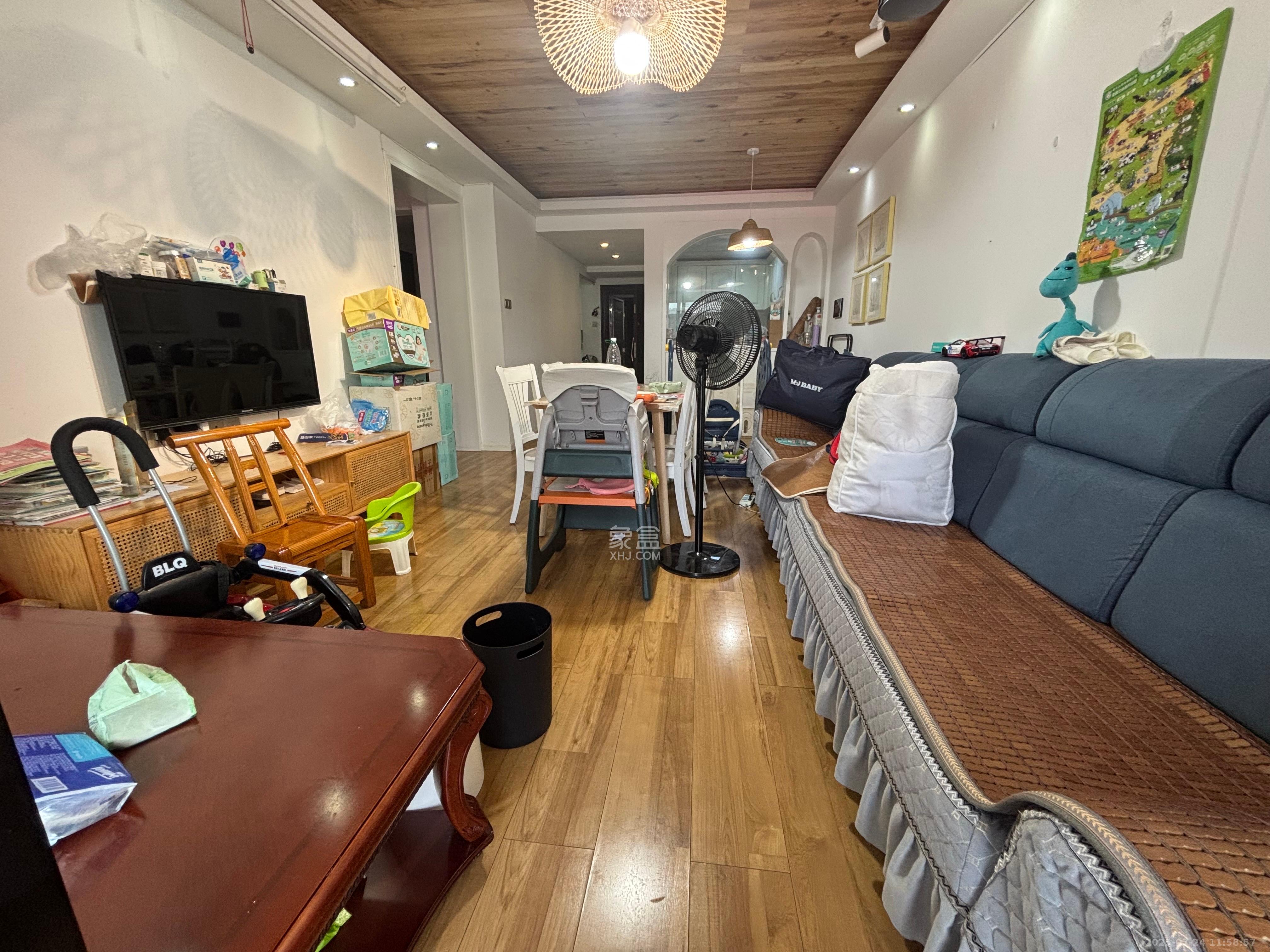 铂宫  3室2厅1卫   3900.00元/月