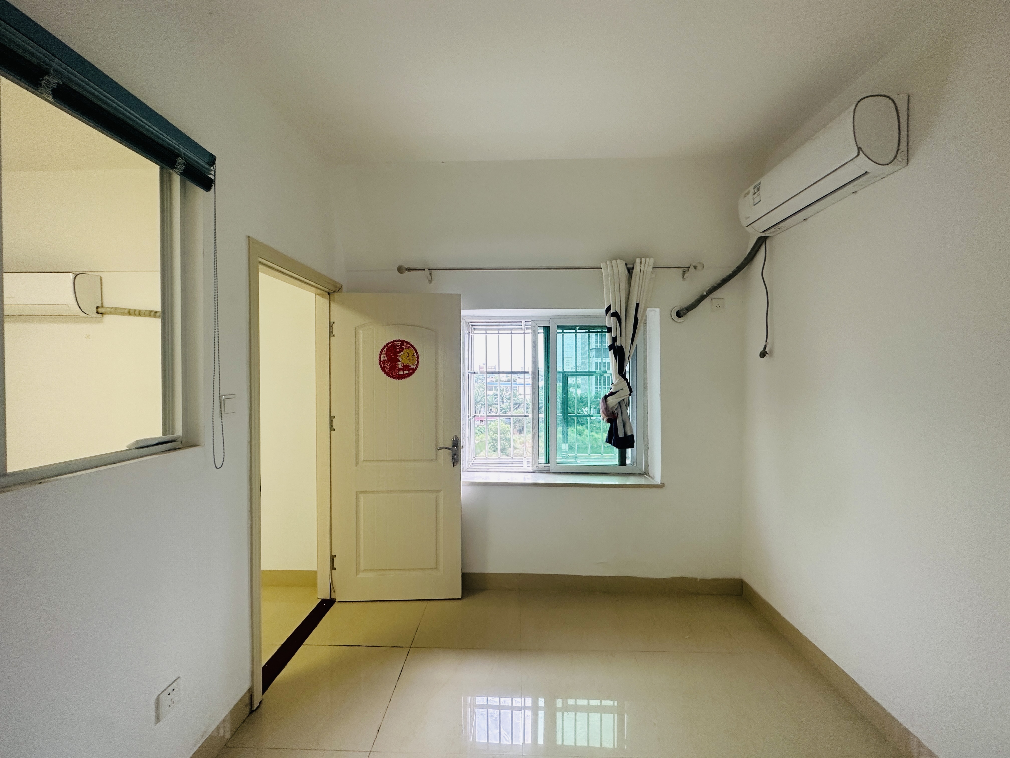 金美花园 2室2厅1卫 75.0万 金美花园 2室2厅1卫 75.0万客厅