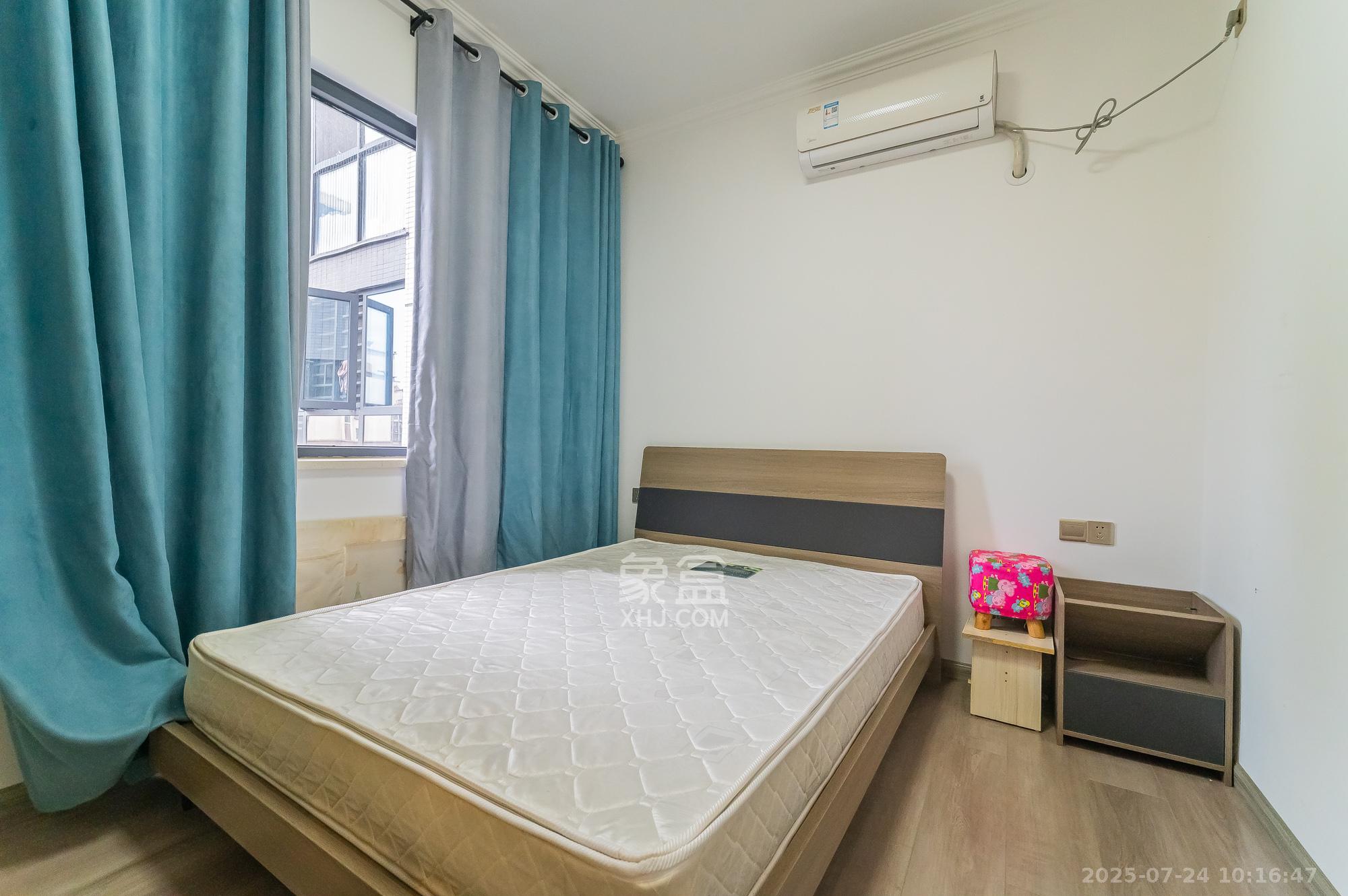 恒基凯旋门三期  3室2厅2卫    2700.0元/月 恒基凯旋门三期  3室2厅2卫    2700.0元/月室内图