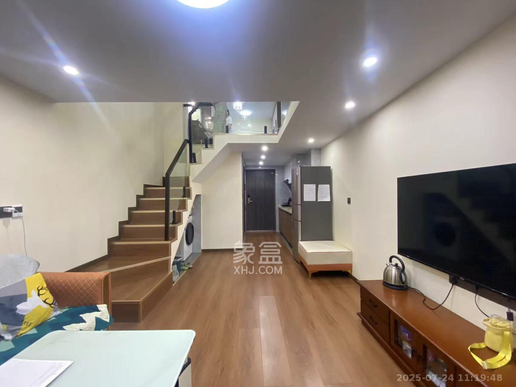 映客龙湖璟翠公馆（映客龙湖璟翠中心）   41.63㎡      2200.0元/月室内图