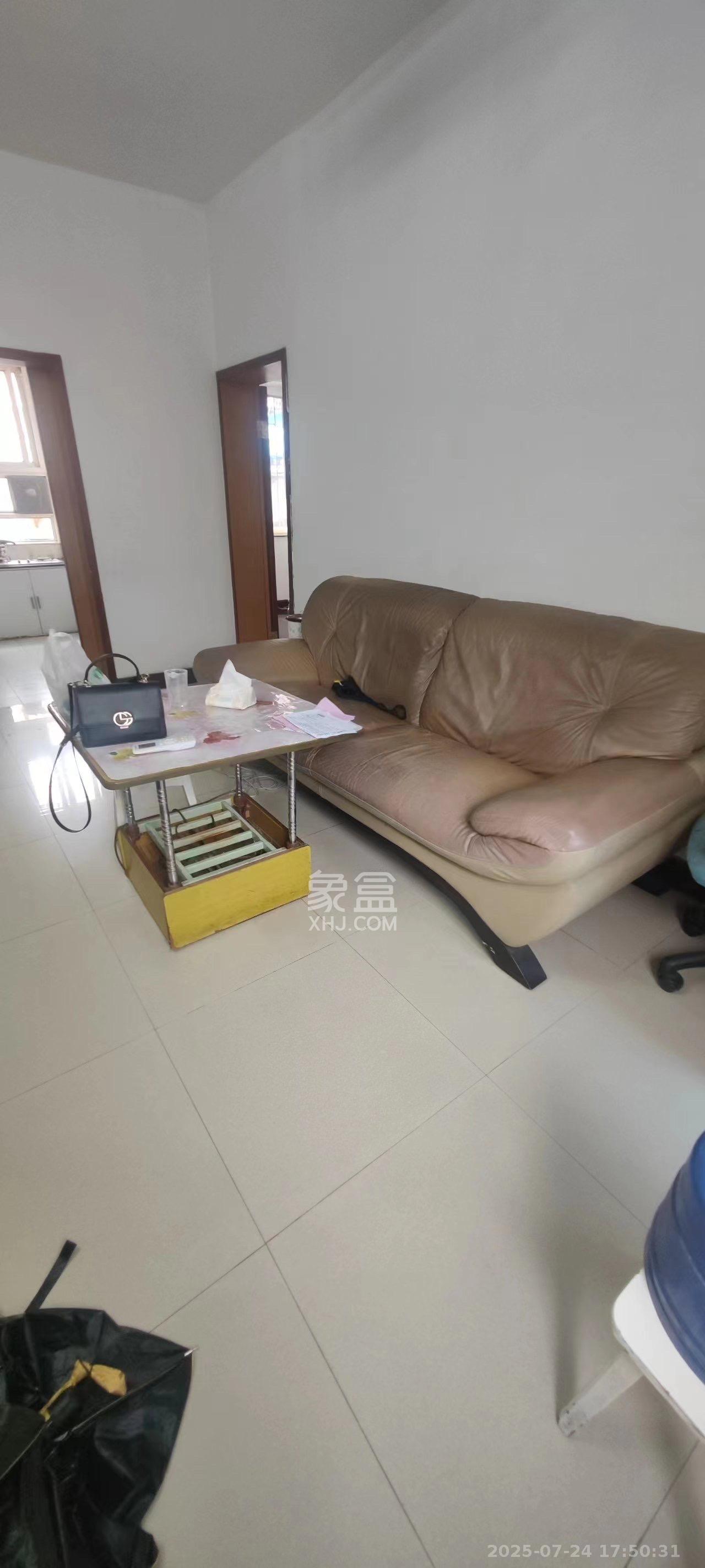 长沙市一轻工业供销公司（麻园湾）  2室1厅1卫    2100.0元/月室内图