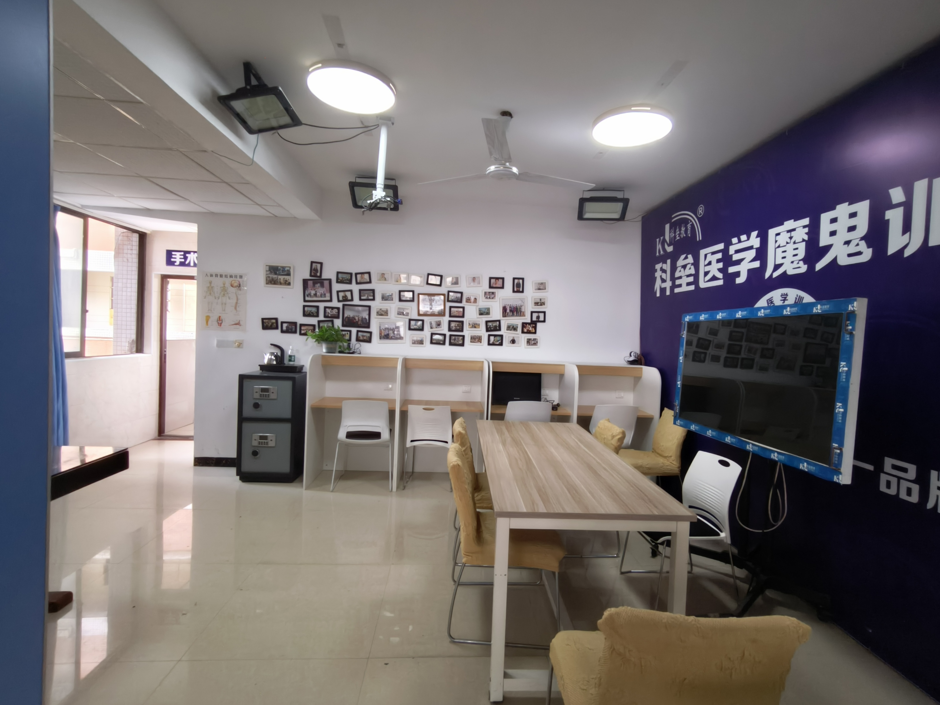 星月都会 2室2厅1卫 2500.0元/月 星月都会 2室2厅1卫 2500.0元/月室内图