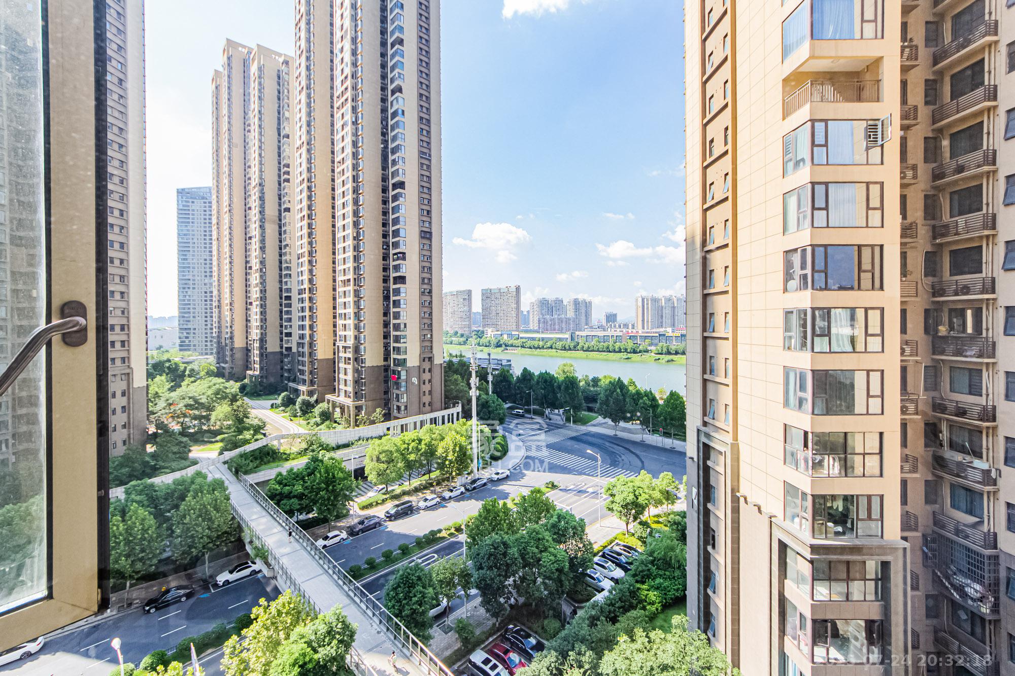 北辰三角洲C3区  5室2厅2卫    320.0万 北辰三角洲C3区  5室2厅2卫    320.0万其他