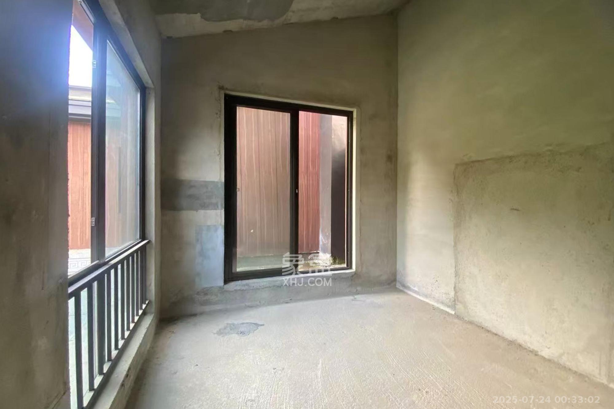 长沙院子 5室3厅3卫 258.0万 长沙院子 5室3厅3卫 258.0万其他