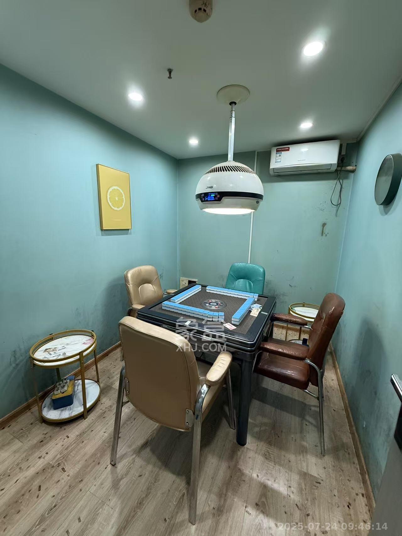 德思勤城市广场(宝格丽公寓)  4室0厅0卫    4000.0元/月 德思勤城市广场(宝格丽公寓)  4室0厅0卫    4000.0元/月室内图