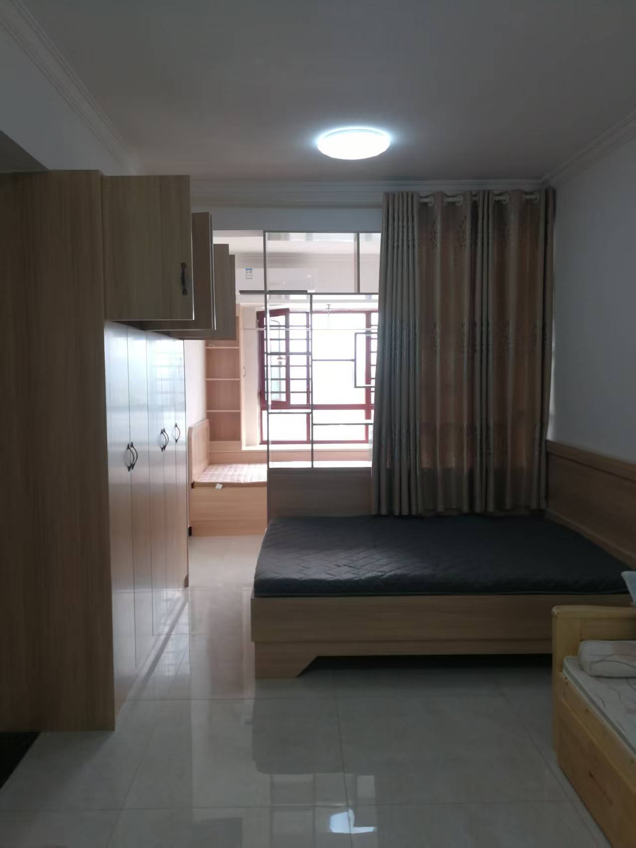 百弘学府城 1室1厅1卫 800.0元/月 百弘学府城 1室1厅1卫 800.0元/月室内图