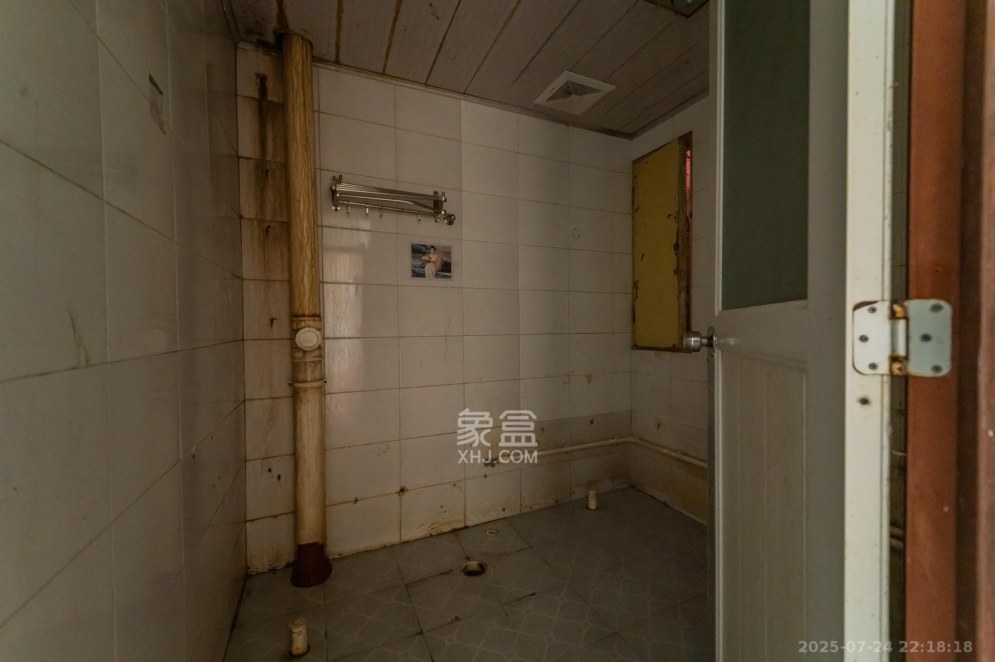 思进大厦 5室2厅2卫 107.8万 思进大厦 5室2厅2卫 107.8万其他