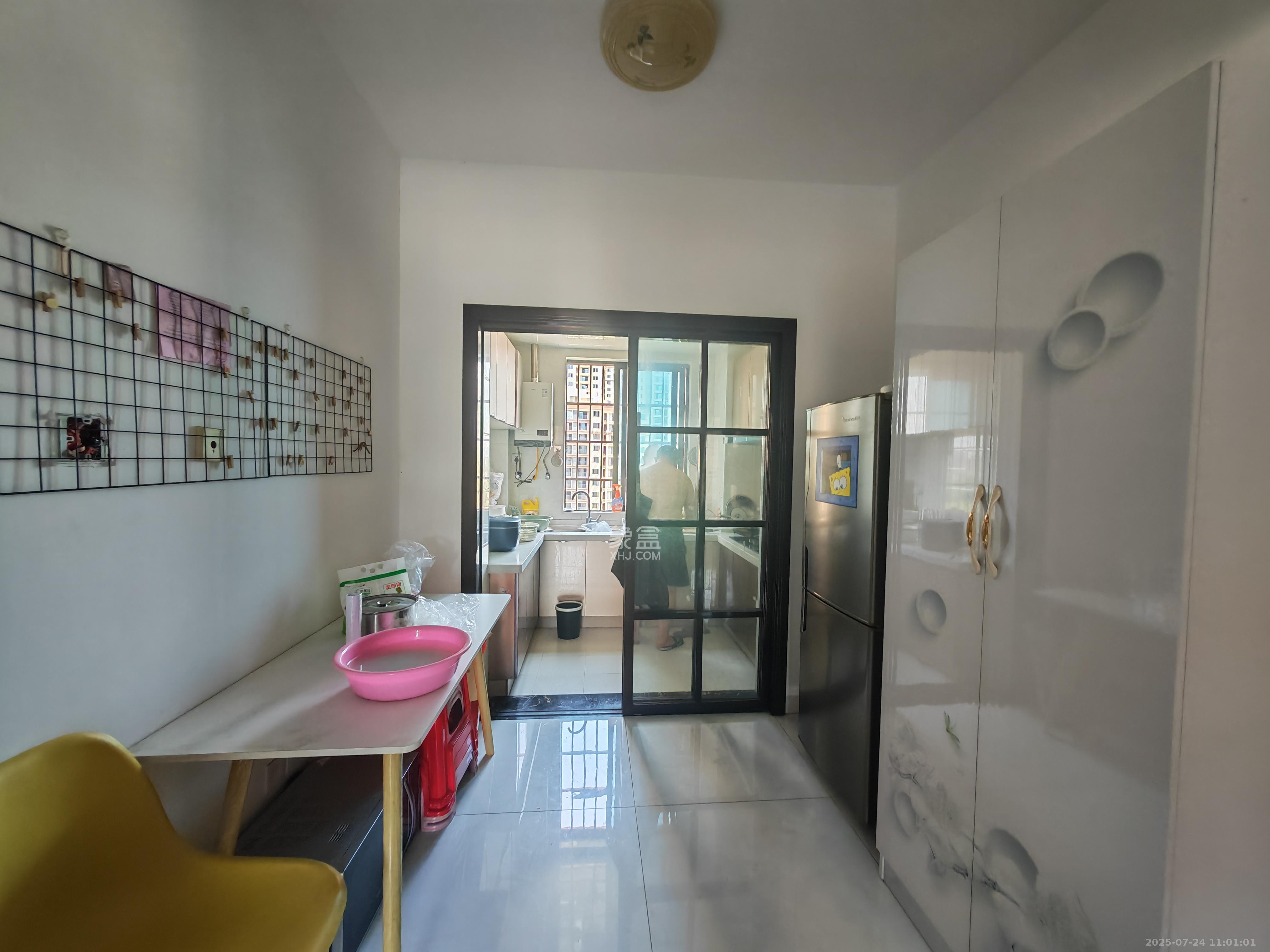 紫御江山  2室2厅2卫    1300.0元/月室内图