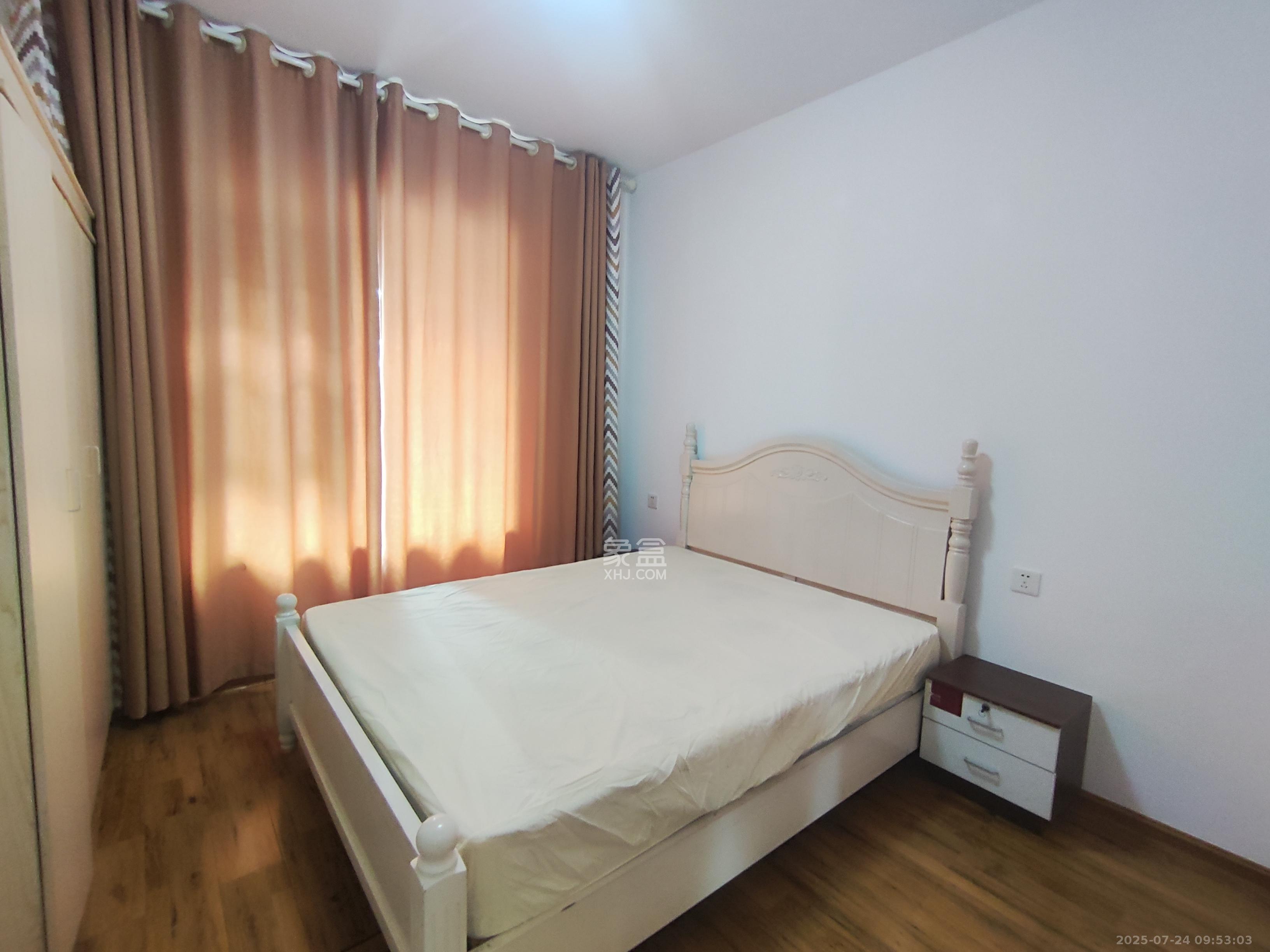 中建悦和城  4室1厅1卫    2800.0元/月 中建悦和城  4室1厅1卫    2800.0元/月室内图1