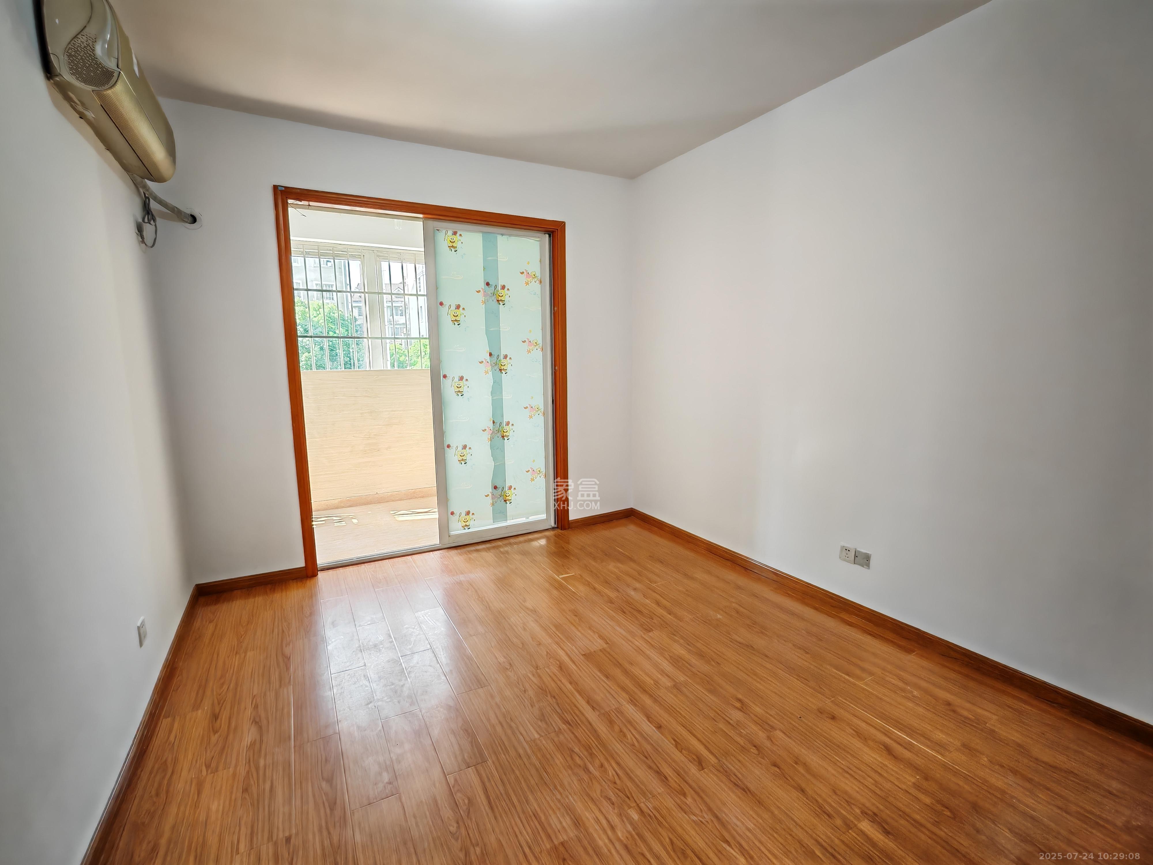 天鸿天府(天鸿中央大院) 3室2厅2卫 2800.0元/月 天鸿天府(天鸿中央大院) 3室2厅2卫 2800.0元/月室内图