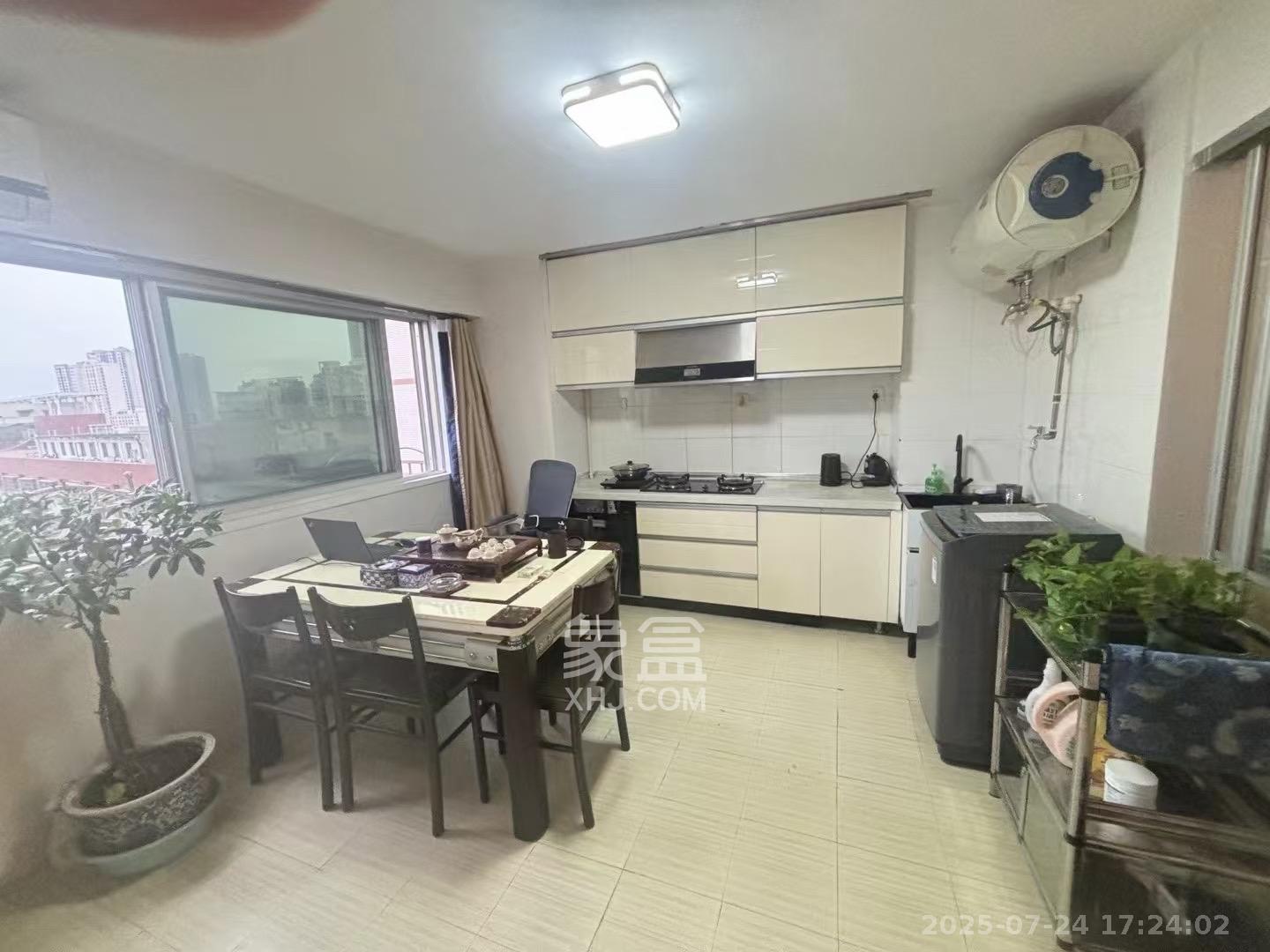 宏景名厦 3室1厅2卫 3800.0元/月 宏景名厦 3室1厅2卫 3800.0元/月室内图