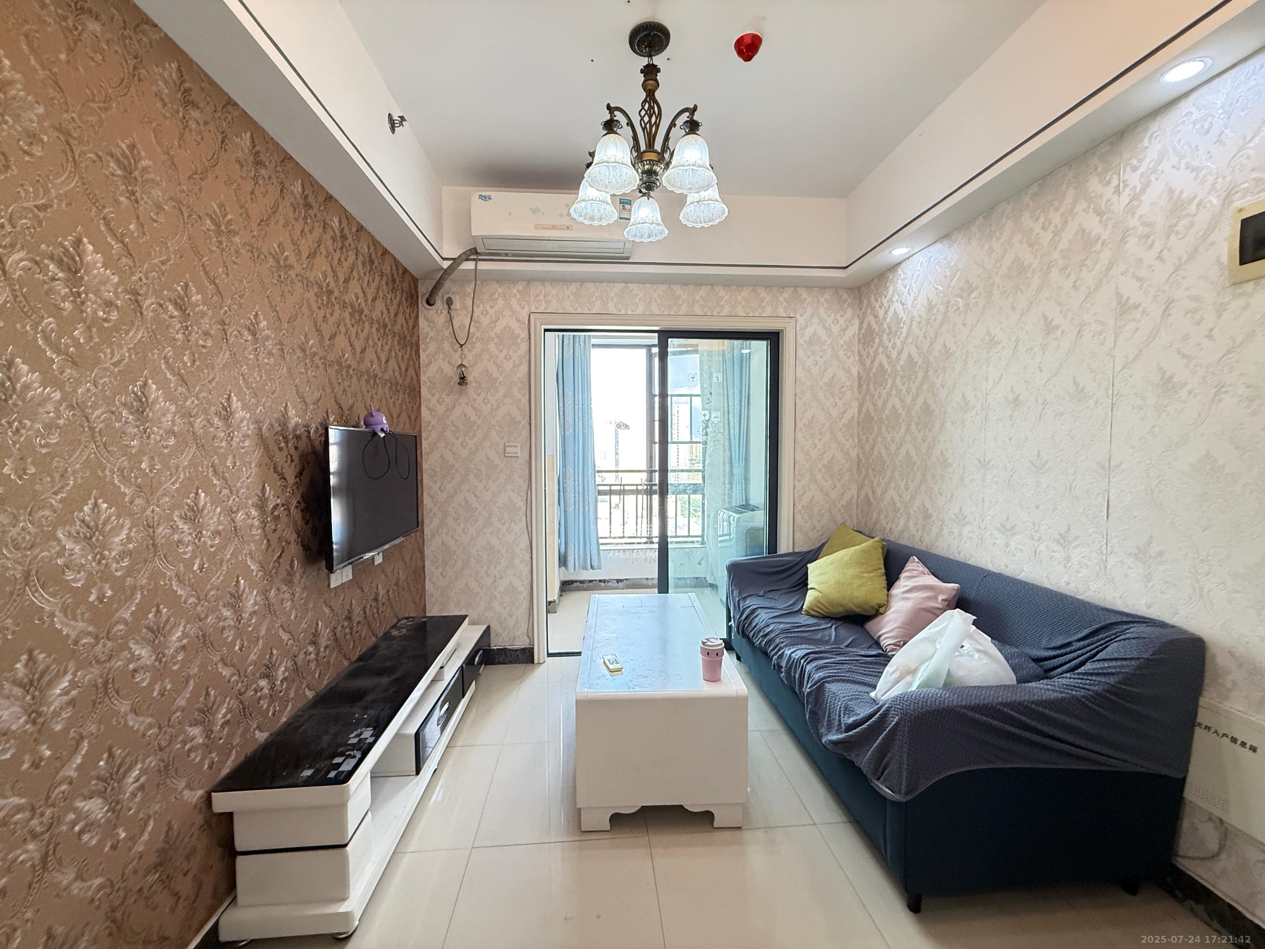 中建木莲工社 1室1厅1卫 1600.0元/月 中建木莲工社 1室1厅1卫 1600.0元/月室内图