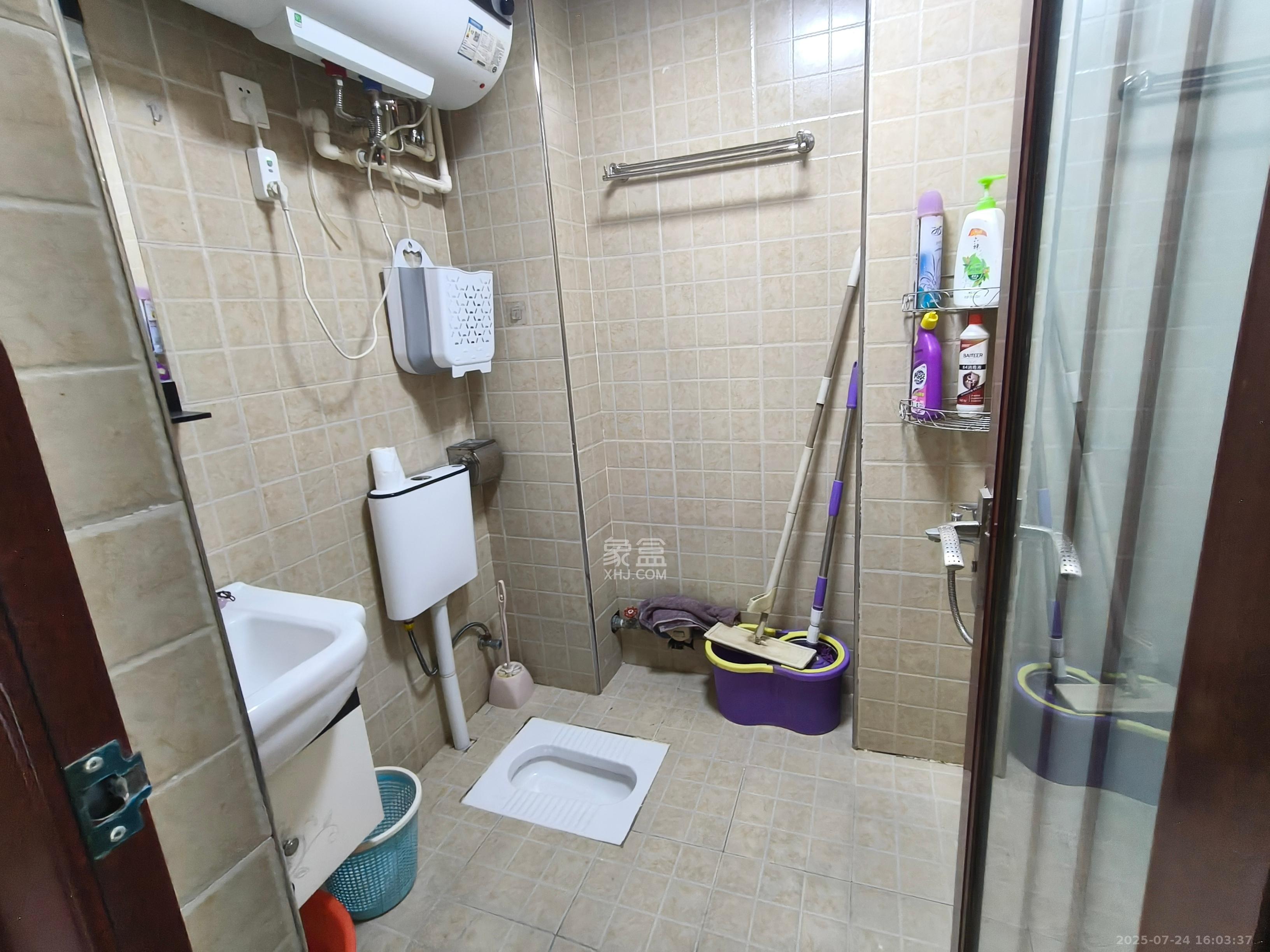 星城映象  1室1厅1卫    1600.0元/月室内图