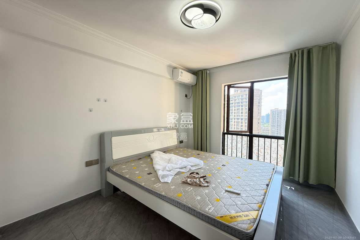 海洋半岛(月珑湾)  3室2厅2卫    3000.0元/月 海洋半岛(月珑湾)  3室2厅2卫    3000.0元/月室内图