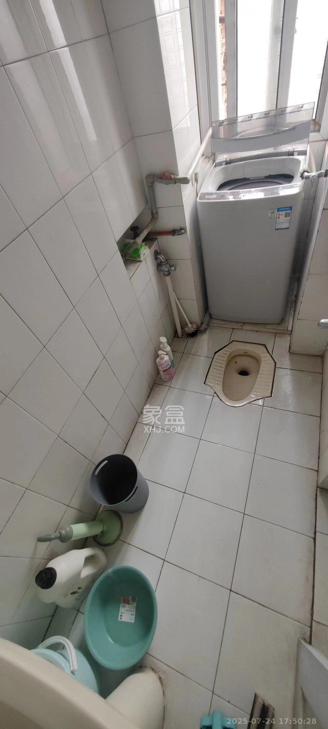 长沙市一轻工业供销公司(麻园湾) 2室1厅1卫 2100.0元/月 长沙市一轻工业供销公司(麻园湾) 2室1厅1卫 2100.0元/月室内图