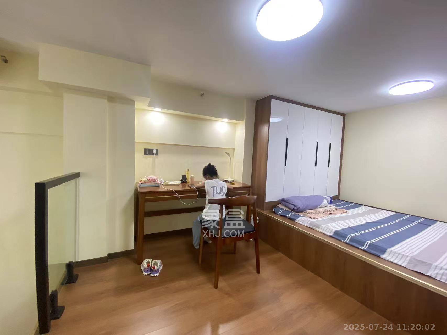 映客龙湖璟翠公馆（映客龙湖璟翠中心）   41.63㎡      2200.0元/月室内图