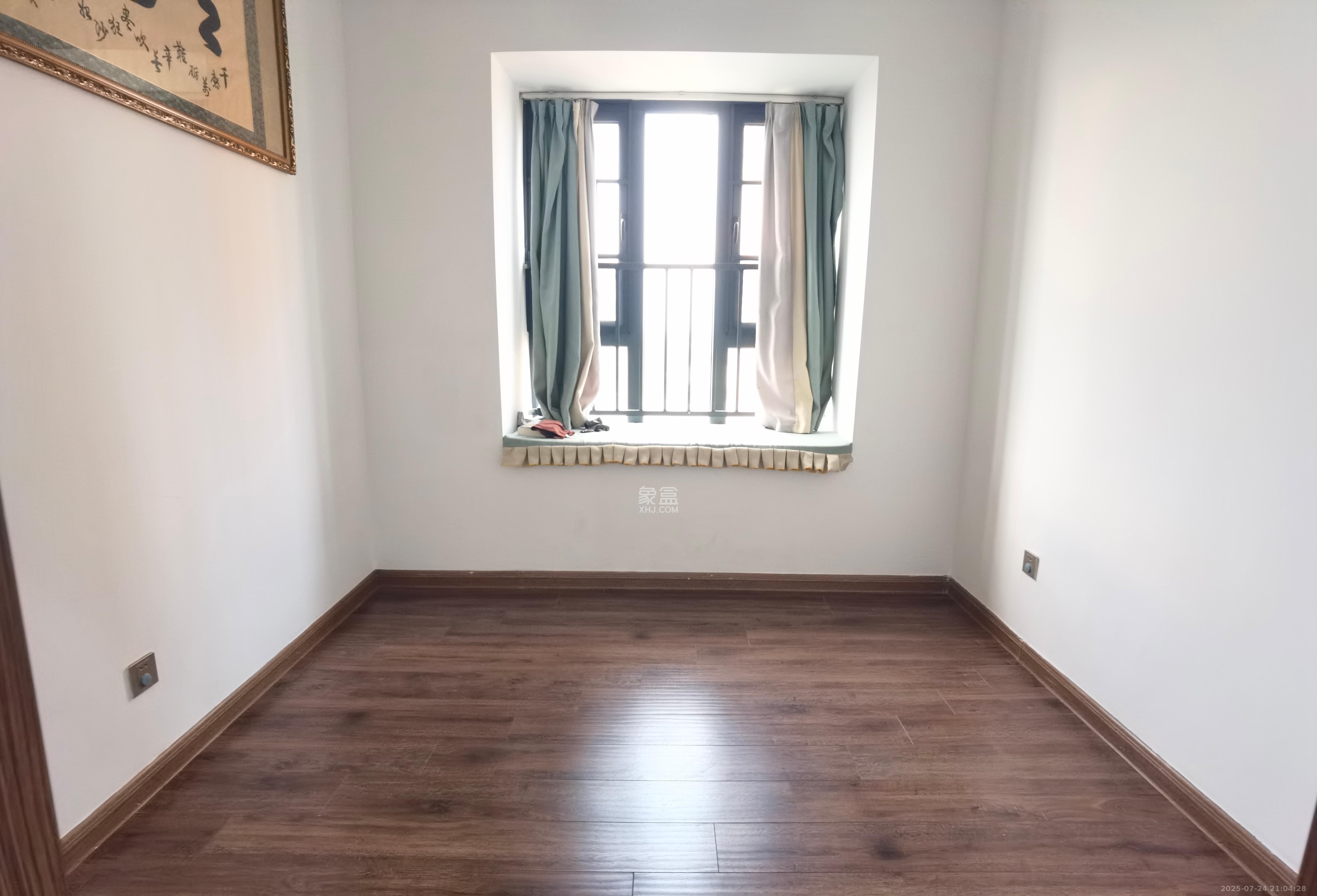 碧桂园威尼斯城  4室2厅1卫    8000.0元/月 碧桂园威尼斯城  4室2厅1卫    8000.0元/月室内图