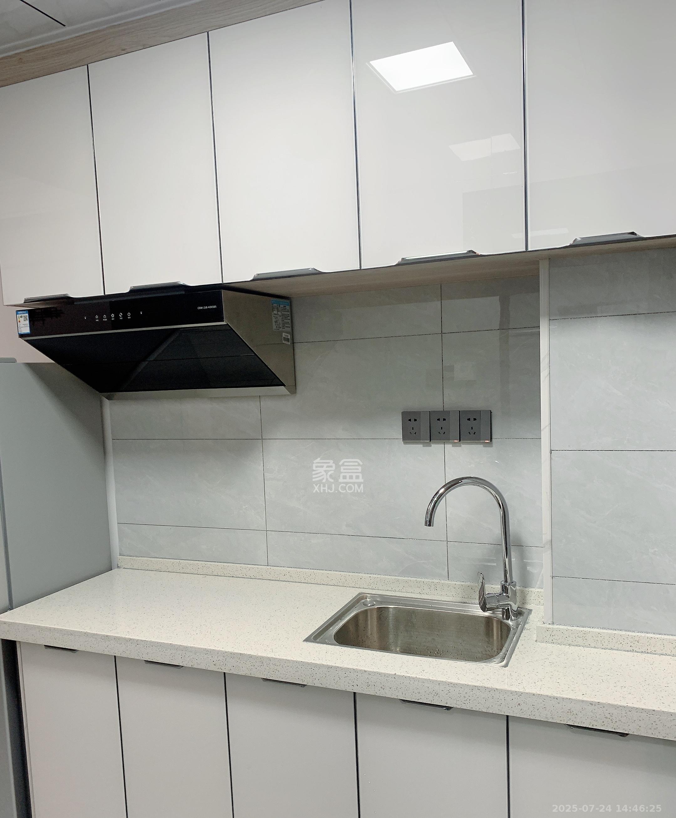 龙湖湘江星座(祺鑫星座公寓) 1室0厅1卫 1500.0元/月 龙湖湘江星座(祺鑫星座公寓) 1室0厅1卫 1500.0元/月室内图