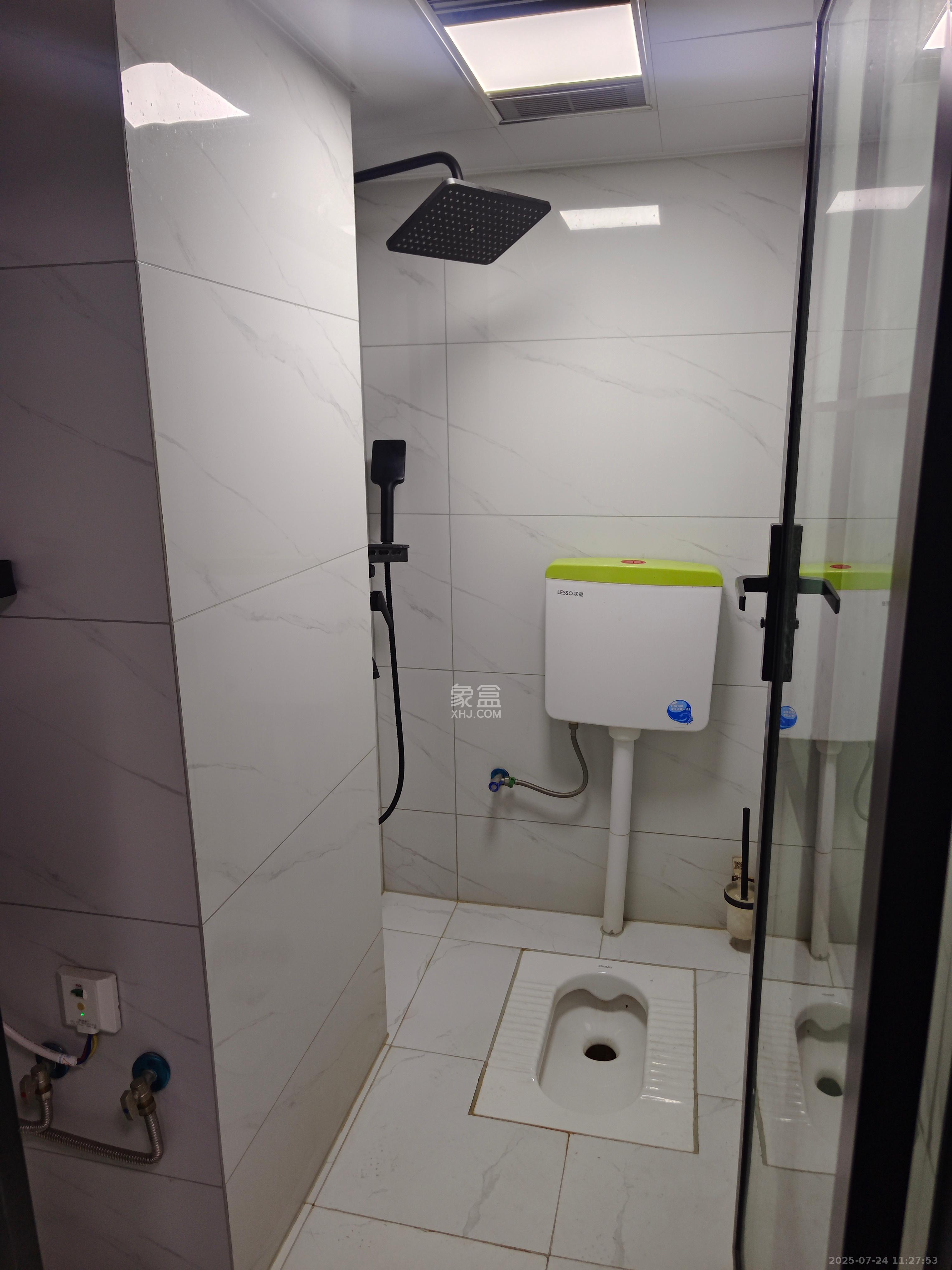 弘阳时光里 2室1厅1卫 2300.0元/月 弘阳时光里 2室1厅1卫 2300.0元/月室内图