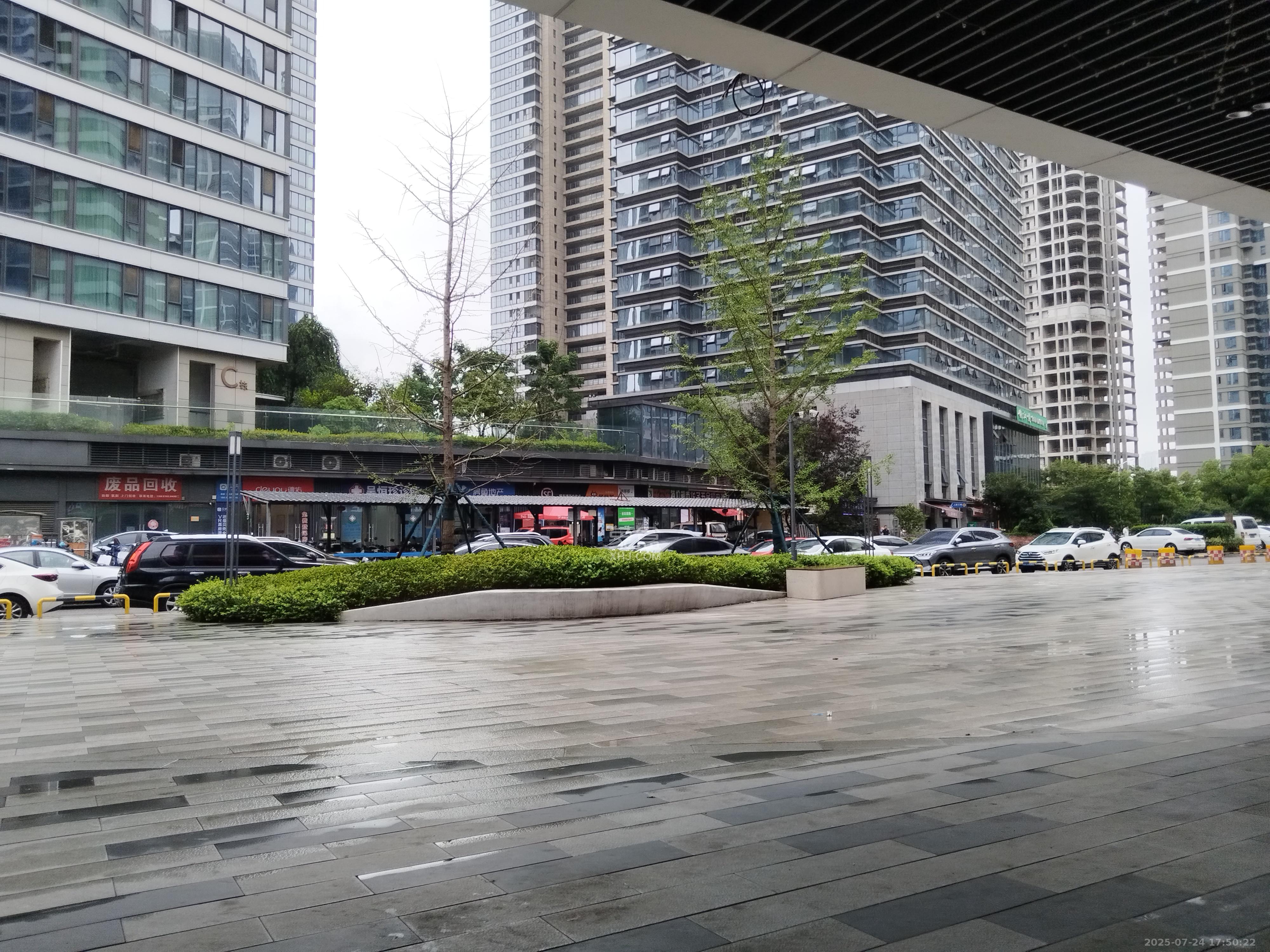 复地滨江金融中心   45.0㎡      6800.0元/月室内图