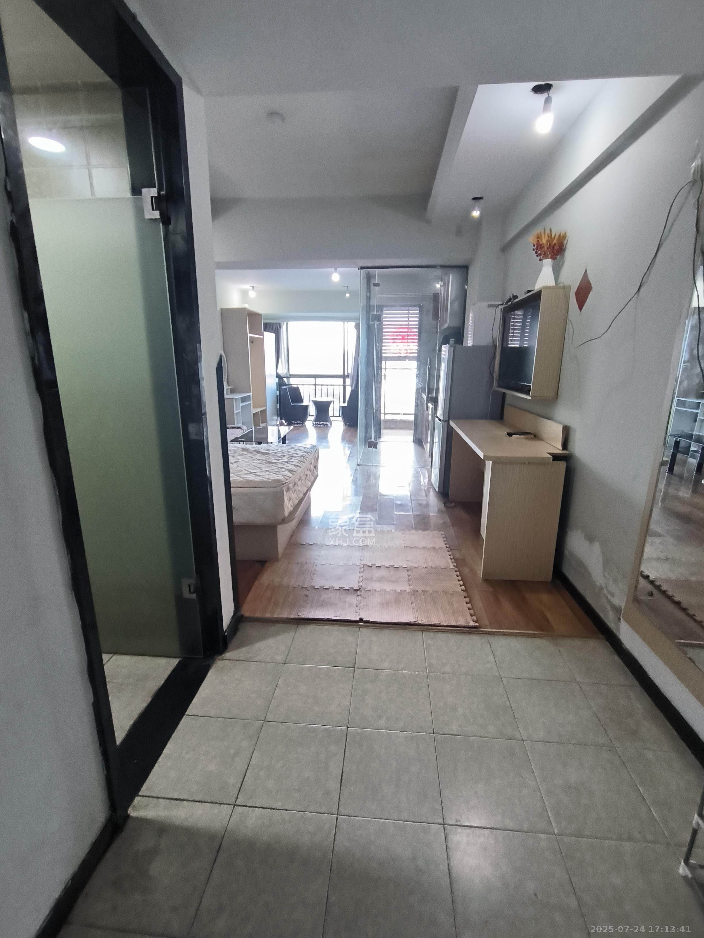 方略90公馆 1室1厅1卫 1100.0元/月 方略90公馆 1室1厅1卫 1100.0元/月室内图