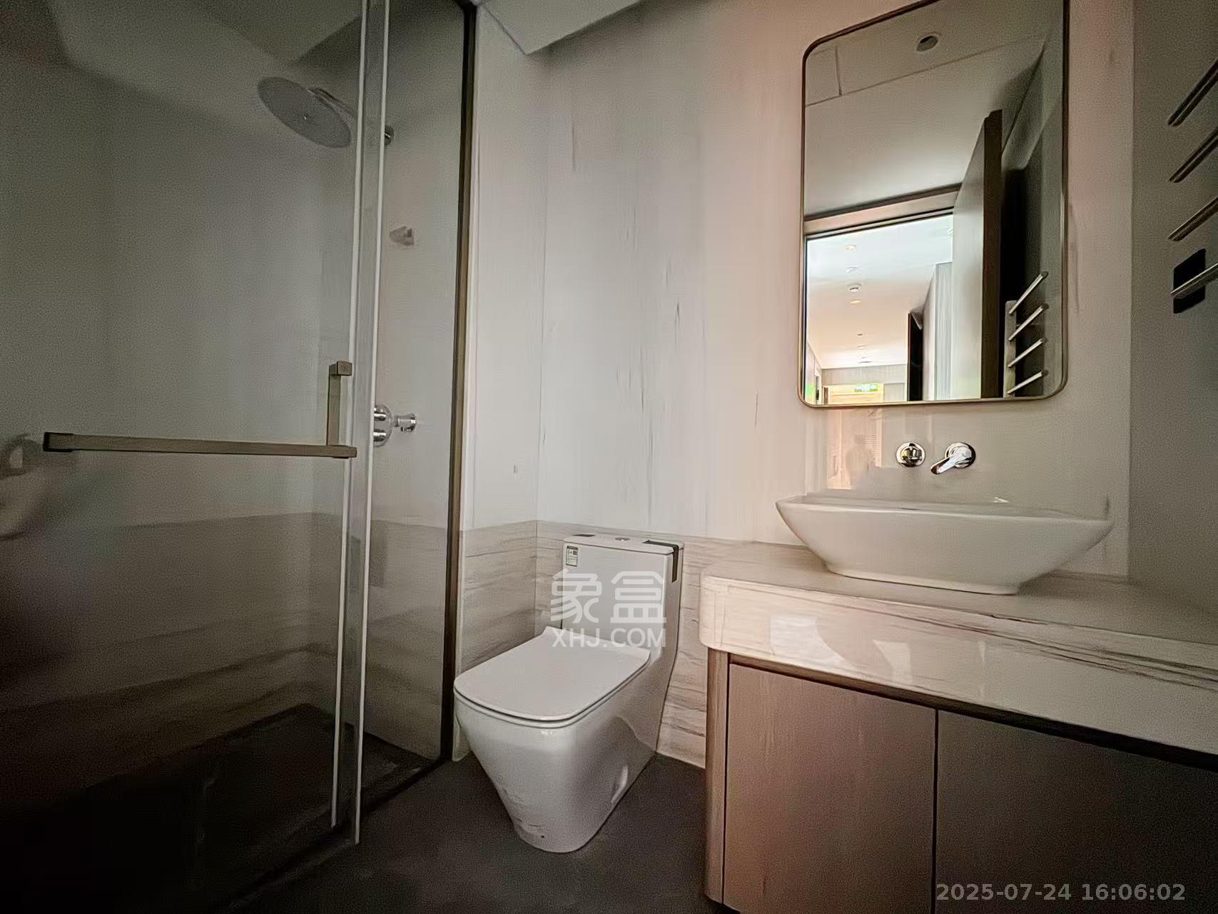 润和滨江湾 3室2厅3卫 26000.0元/月 润和滨江湾 3室2厅3卫 26000.0元/月室内图