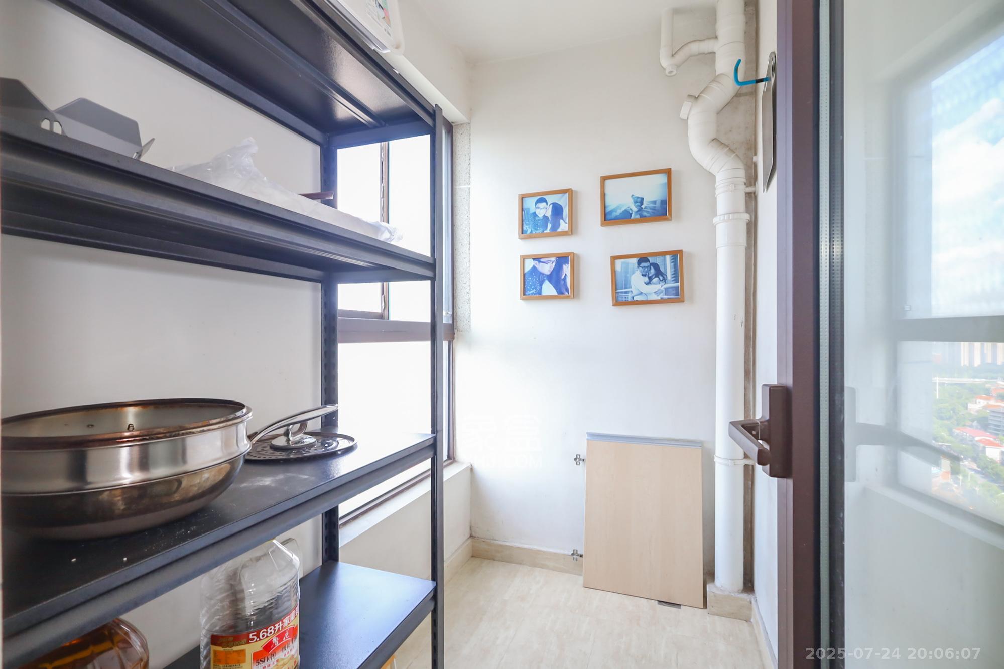 绿地中央广场 3室2厅2卫 125.0万 绿地中央广场 3室2厅2卫 125.0万其他