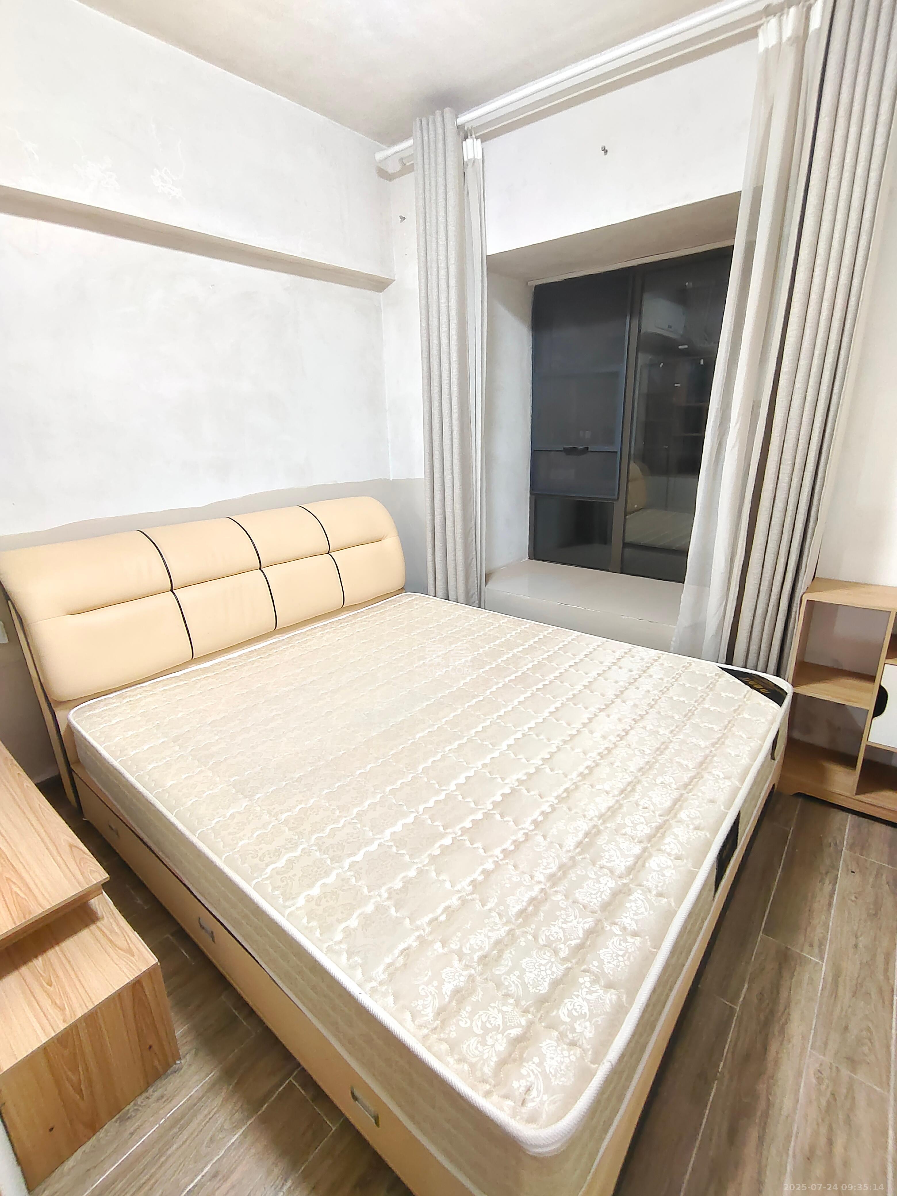 绿地公馆(绿地名邸) 1室1厅1卫 1200.0元/月 绿地公馆(绿地名邸) 1室1厅1卫 1200.0元/月室内图