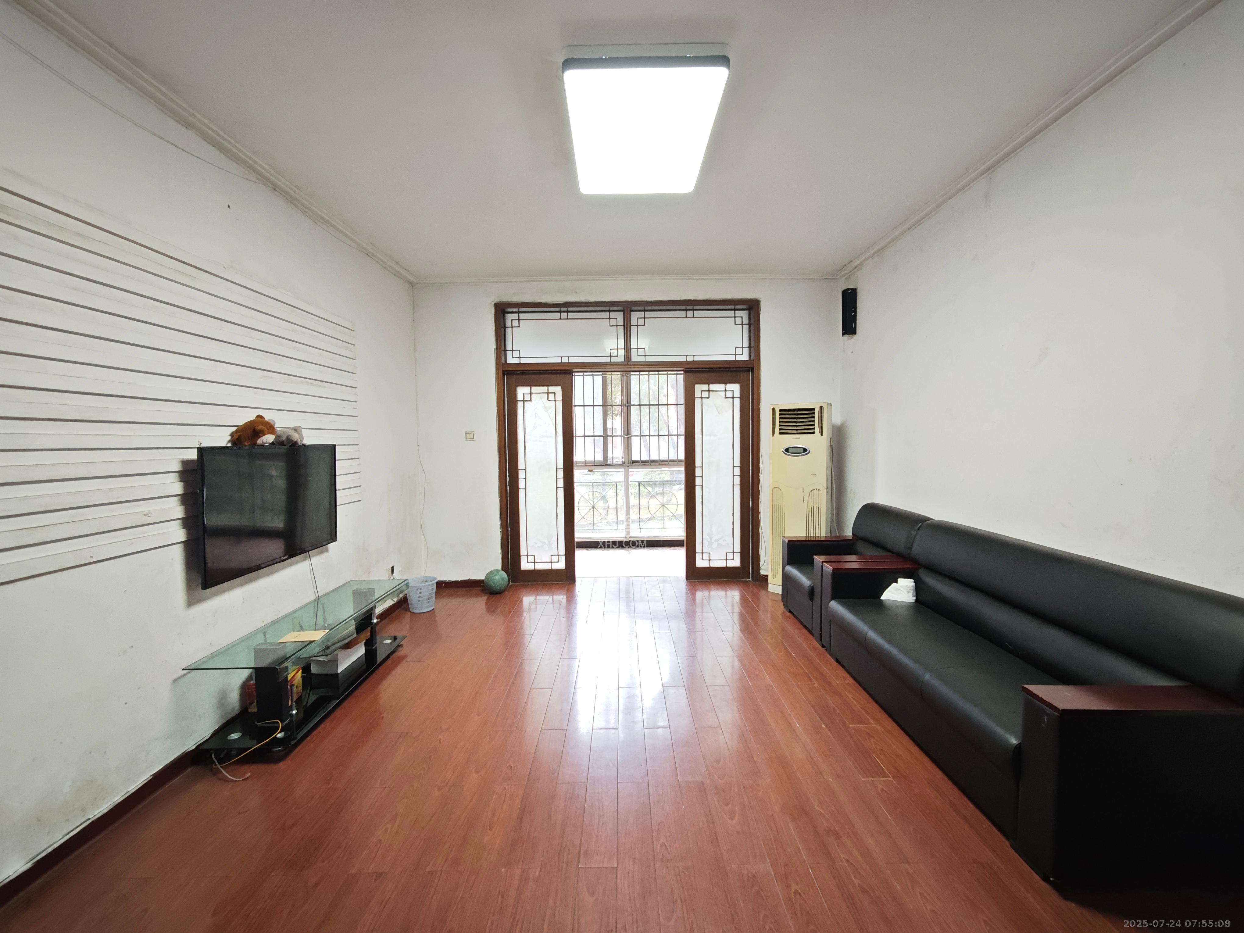 山水人家一二期 3室2厅2卫 2000.0元/月 山水人家一二期 3室2厅2卫 2000.0元/月室内图