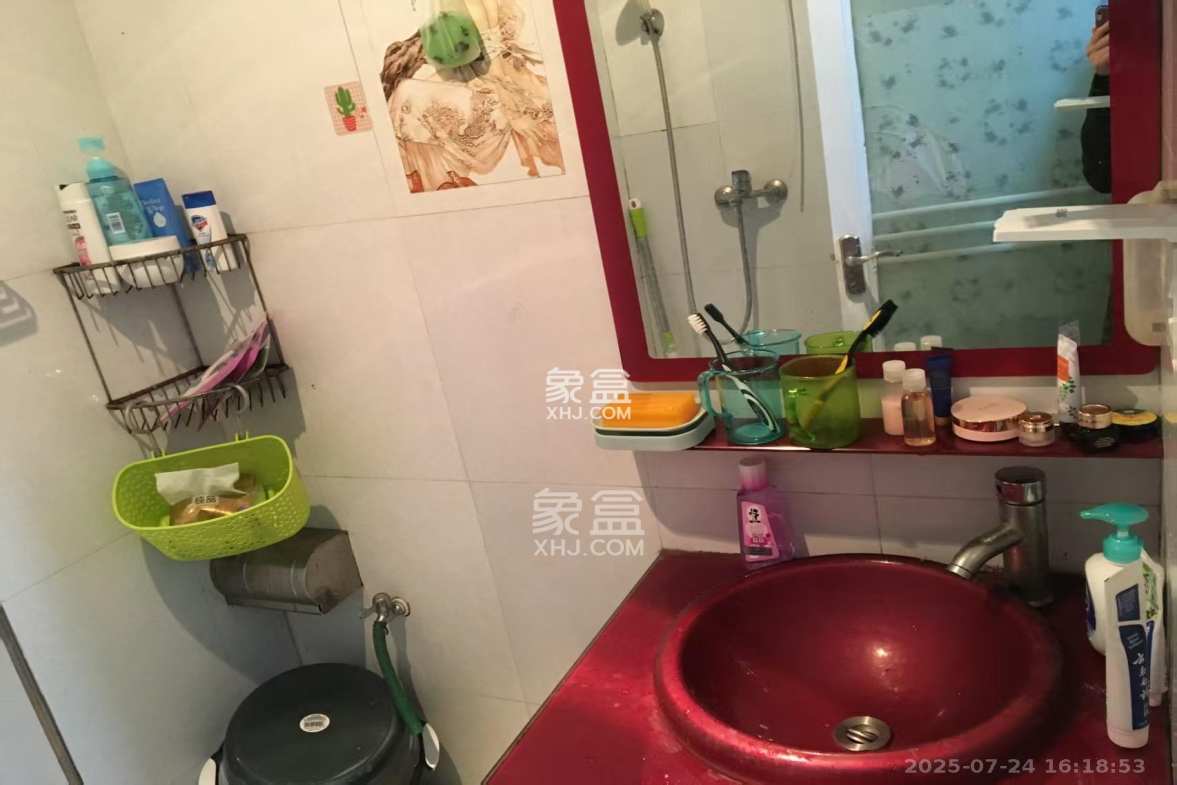 华府壹航线  1室1厅1卫    1600.0元/月 华府壹航线  1室1厅1卫    1600.0元/月室内图