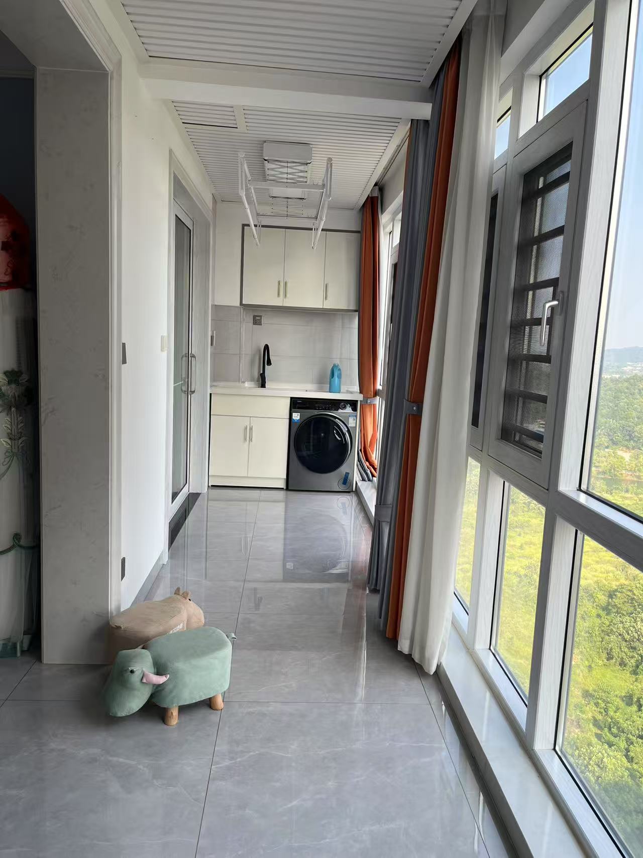 金湾家园(金湾嘉园) 4室2厅2卫 89.8万 金湾家园(金湾嘉园) 4室2厅2卫 89.8万室内图