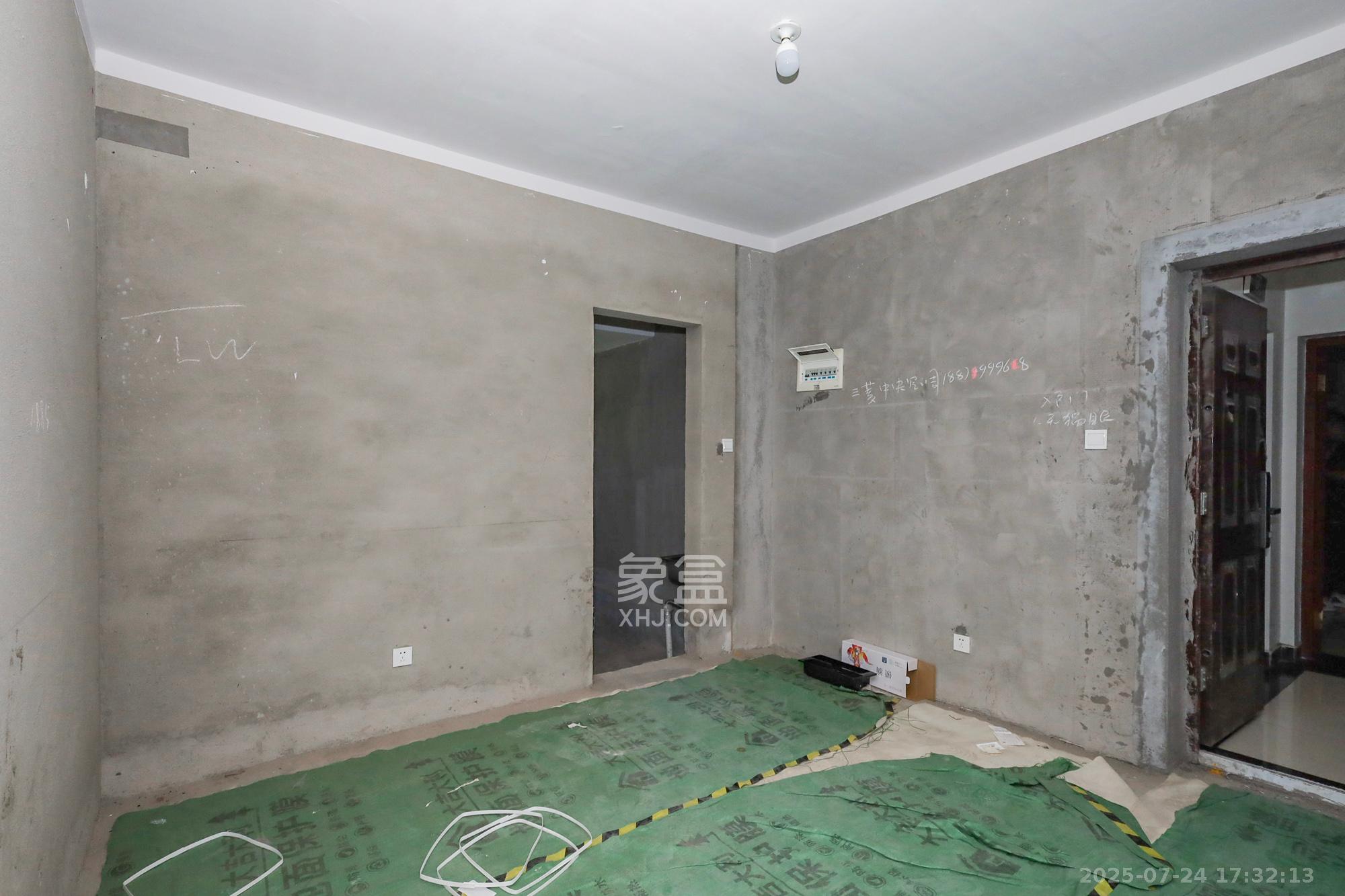 八方小区B区  1室2厅2卫    398.0万 八方小区B区  1室2厅2卫    398.0万其他