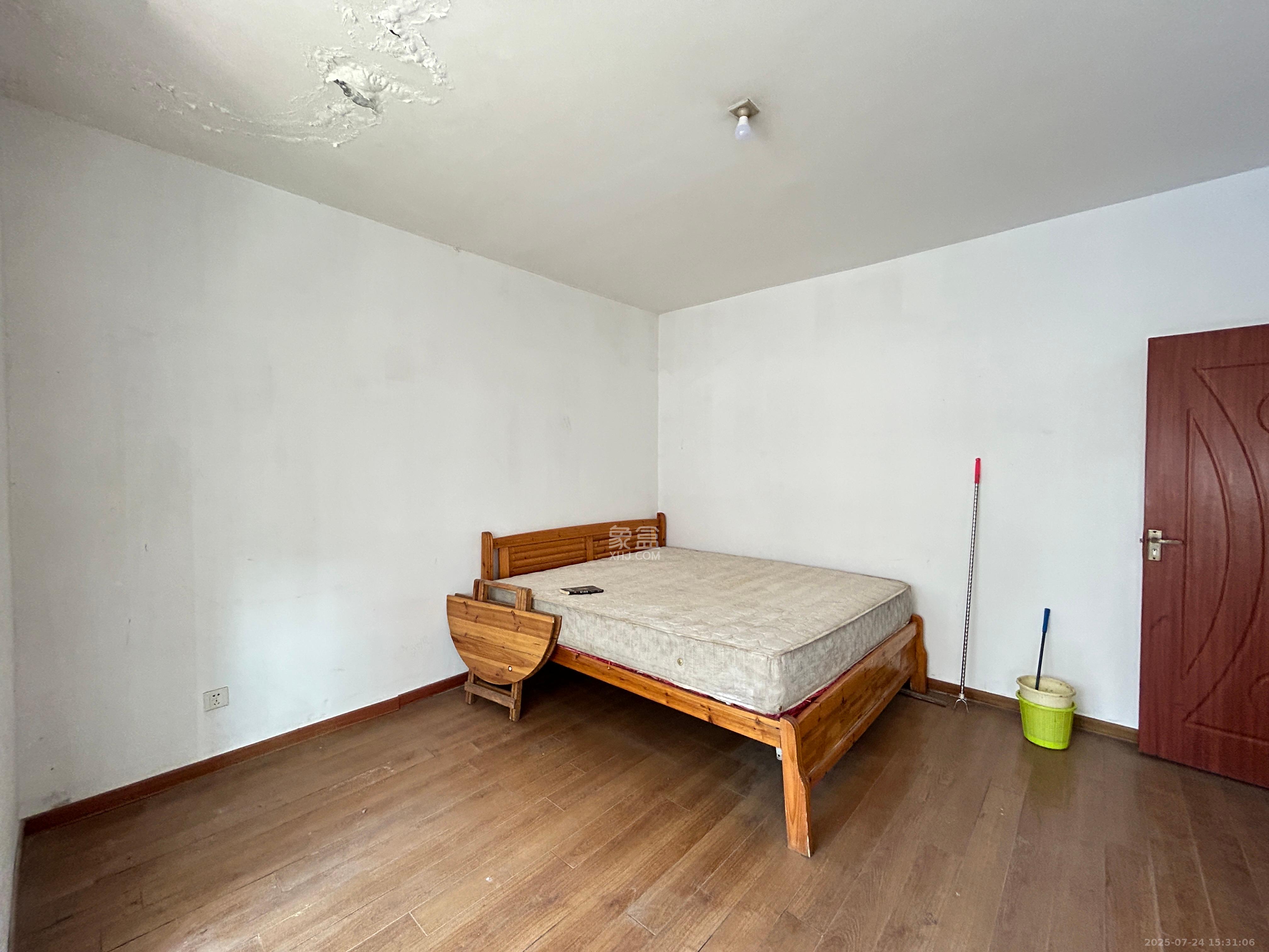 旺佳园 3室2厅2卫 2200.0元/月 旺佳园 3室2厅2卫 2200.0元/月室内图