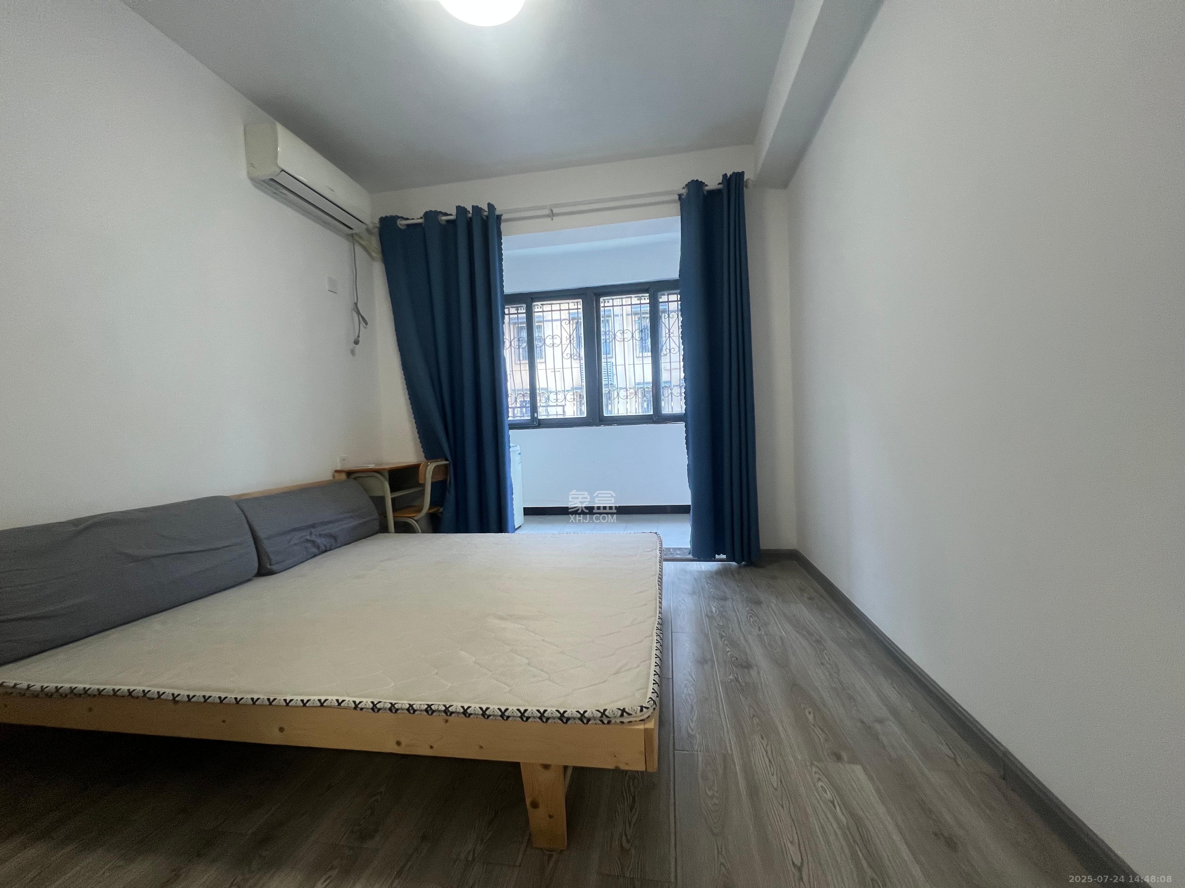 省政府五所 1室2厅1卫 2600.0元/月 省政府五所 1室2厅1卫 2600.0元/月室内图