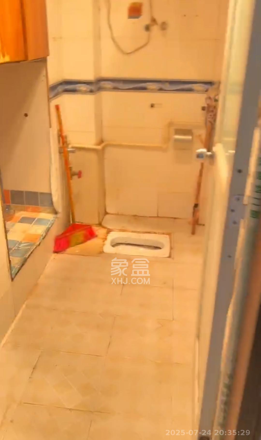 湖南省机械局宿舍(东茅街30号) 3室2厅1卫 2800.0元/月 湖南省机械局宿舍(东茅街30号) 3室2厅1卫 2800.0元/月室内图