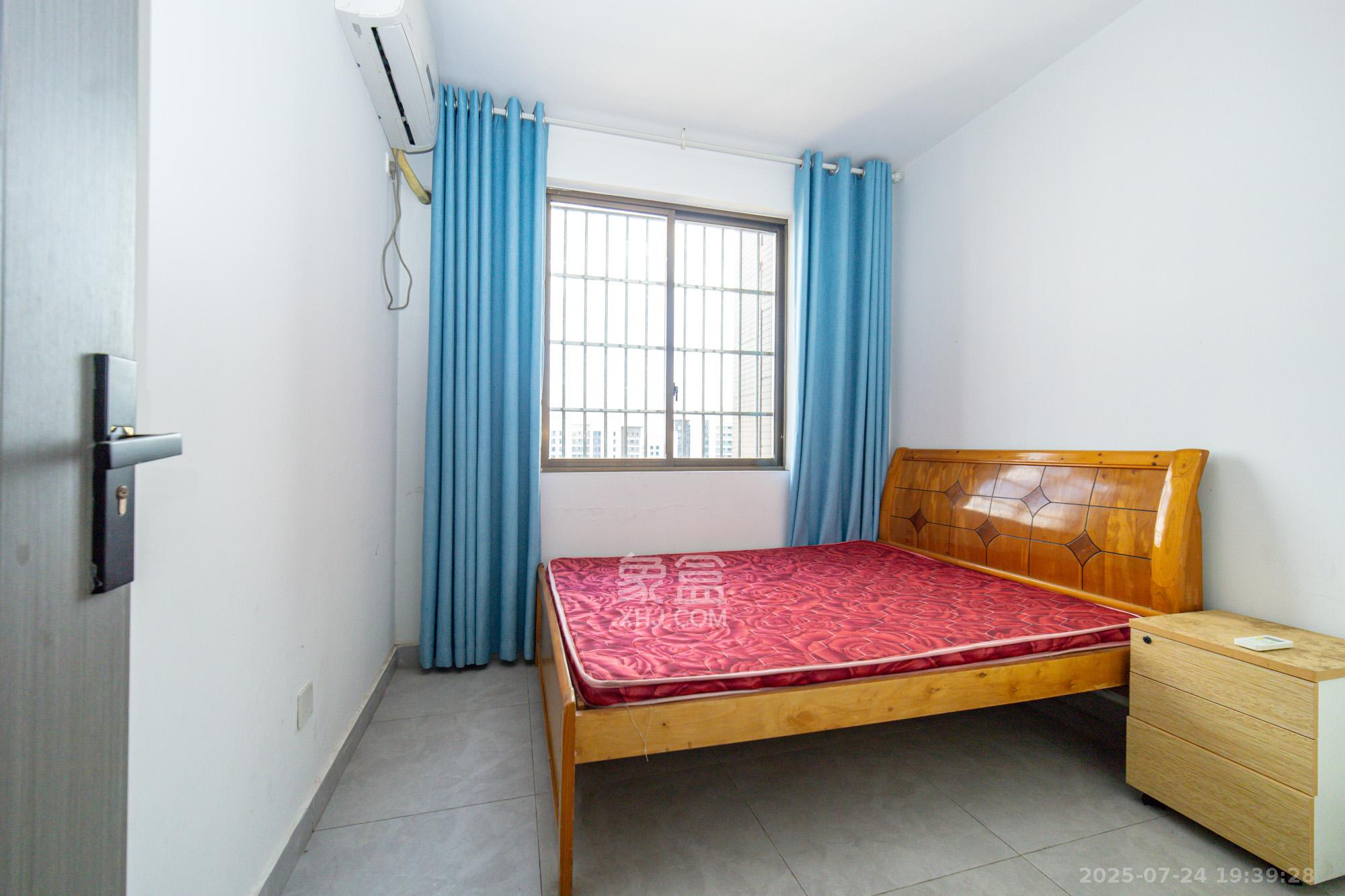 家和院  4室2厅1卫    90.8万 家和院  4室2厅1卫    90.8万卧室