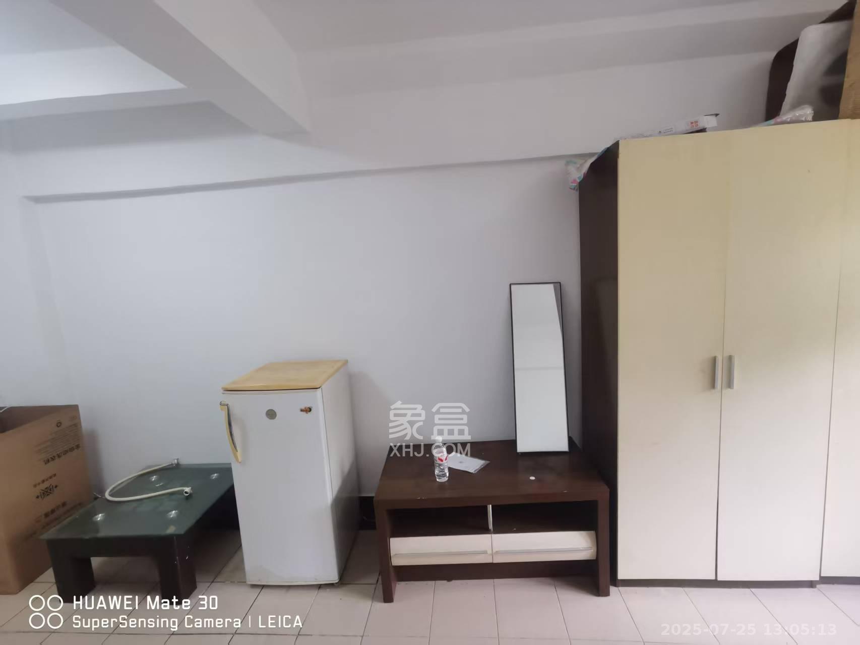 湖橡宿舍/湖橡小区  1室0厅0卫    650.0元/月室内图