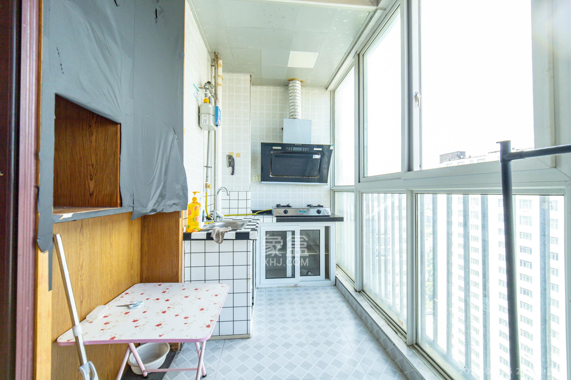 开源鑫景 1室1厅1卫 21.28万 开源鑫景 1室1厅1卫 21.28万厨房