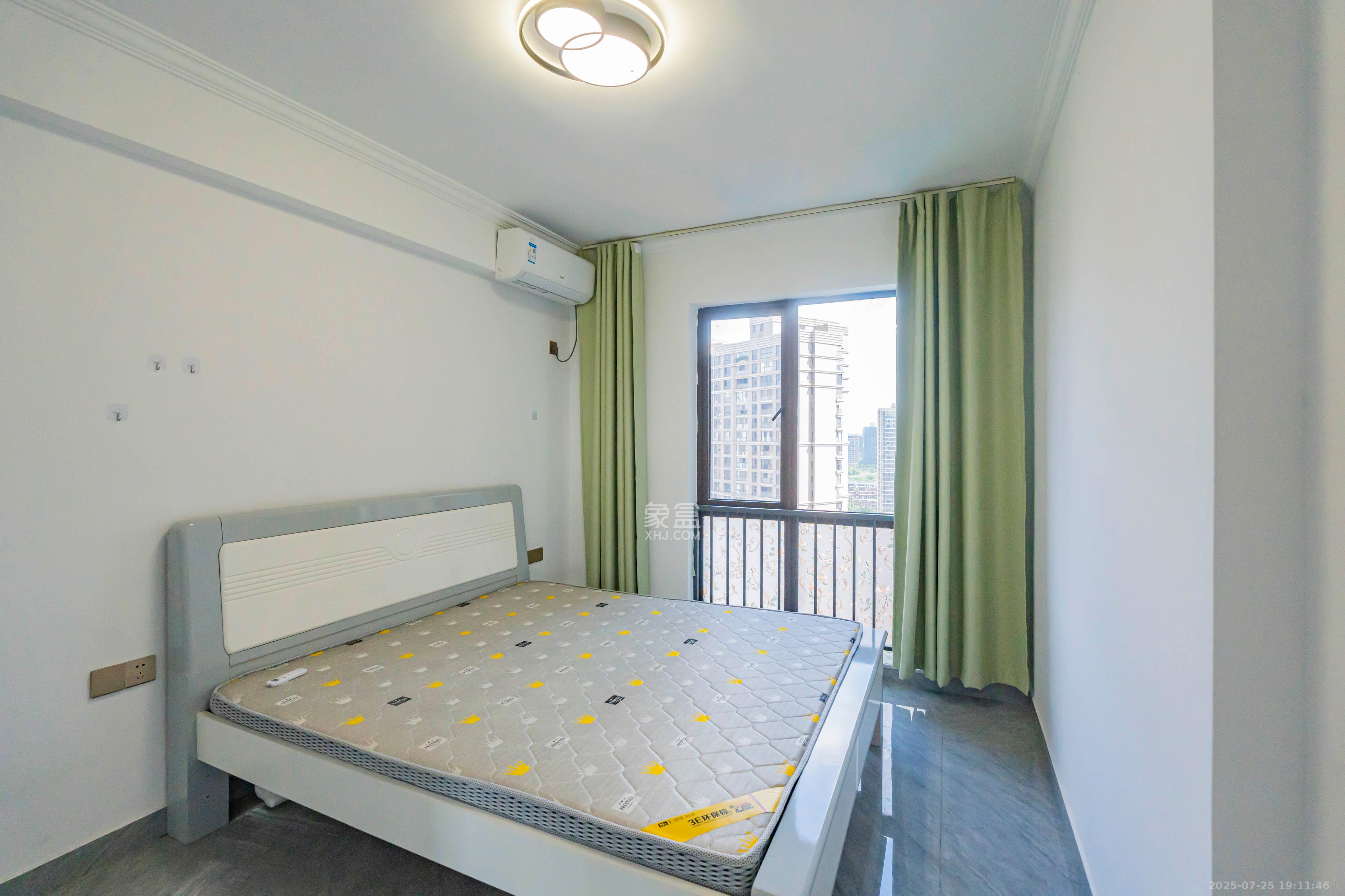 海洋半岛(月珑湾) 3室2厅2卫 128.0万 海洋半岛(月珑湾) 3室2厅2卫 128.0万卧室