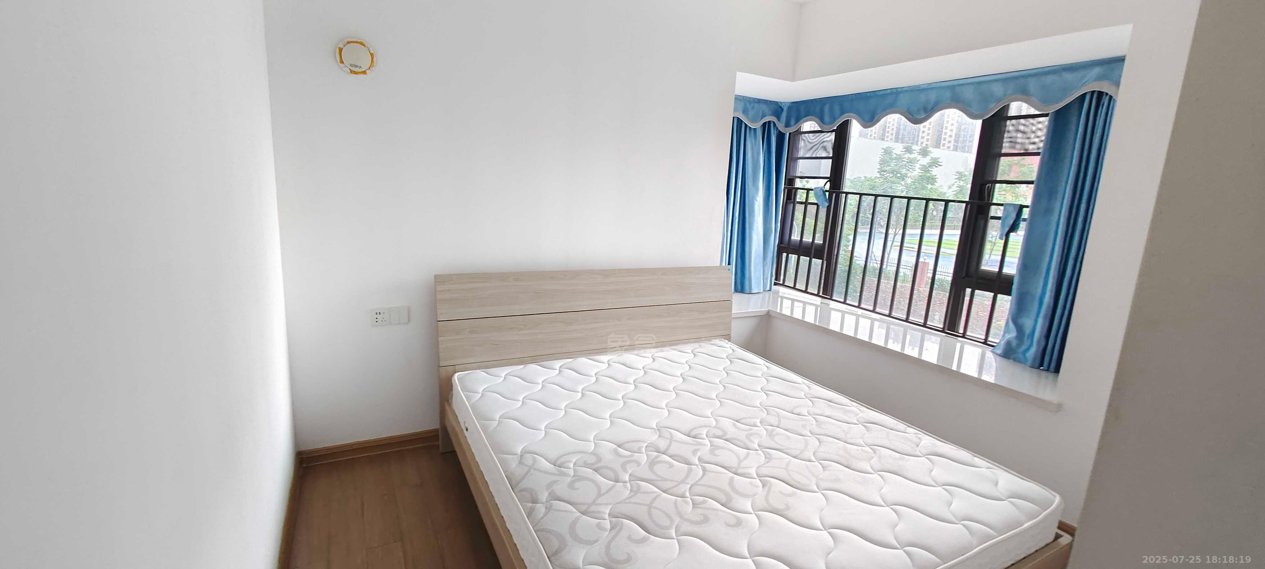 美的翰城  3室2厅2卫    1800.0元/月 美的翰城  3室2厅2卫    1800.0元/月室内图