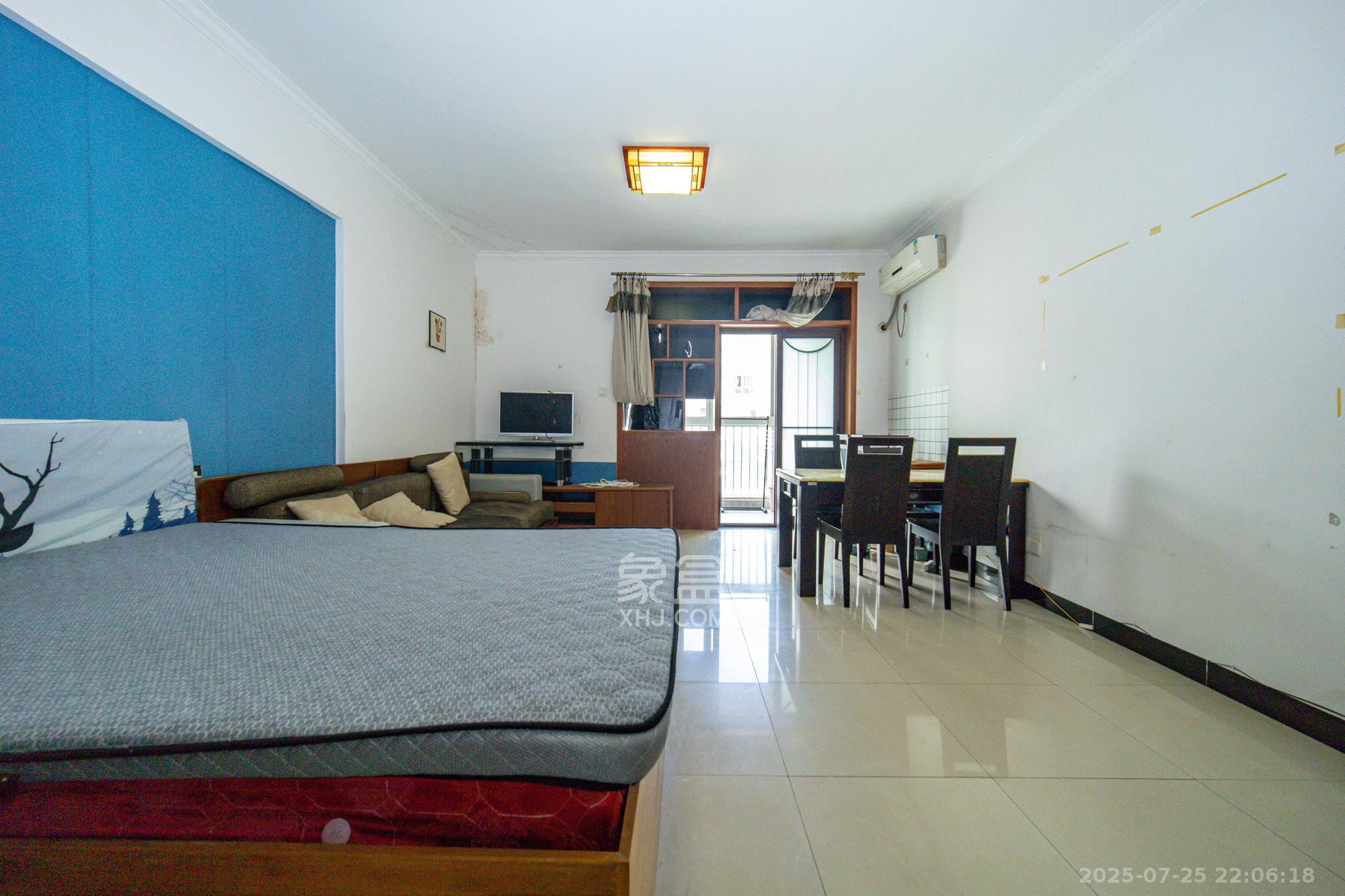 开源鑫景 1室1厅1卫 21.28万 开源鑫景 1室1厅1卫 21.28万客厅