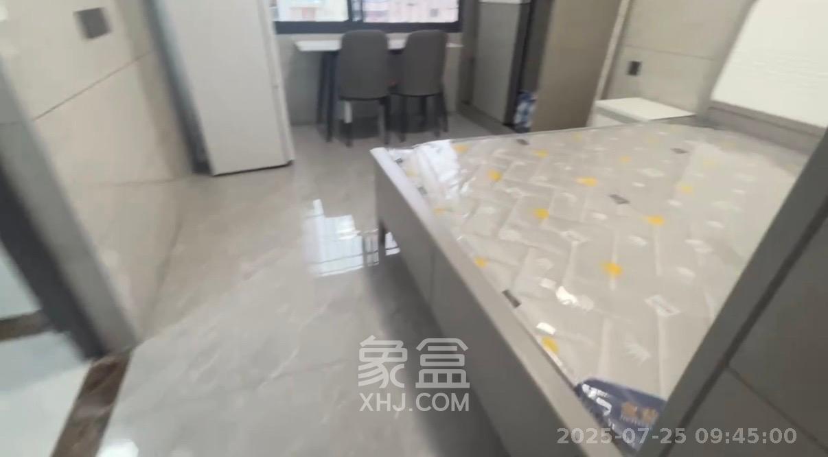 嘉荣苑  1室1厅1卫    1200.0元/月室内图