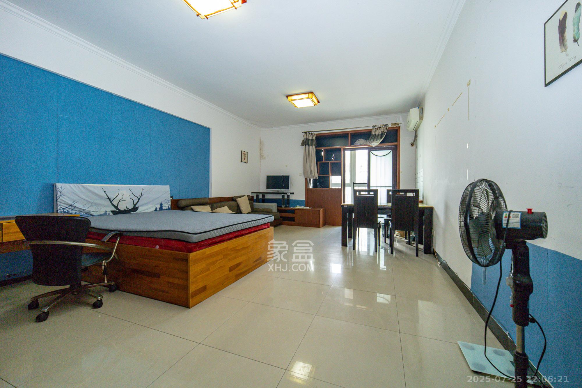 开源鑫景 1室1厅1卫 21.28万 开源鑫景 1室1厅1卫 21.28万客厅