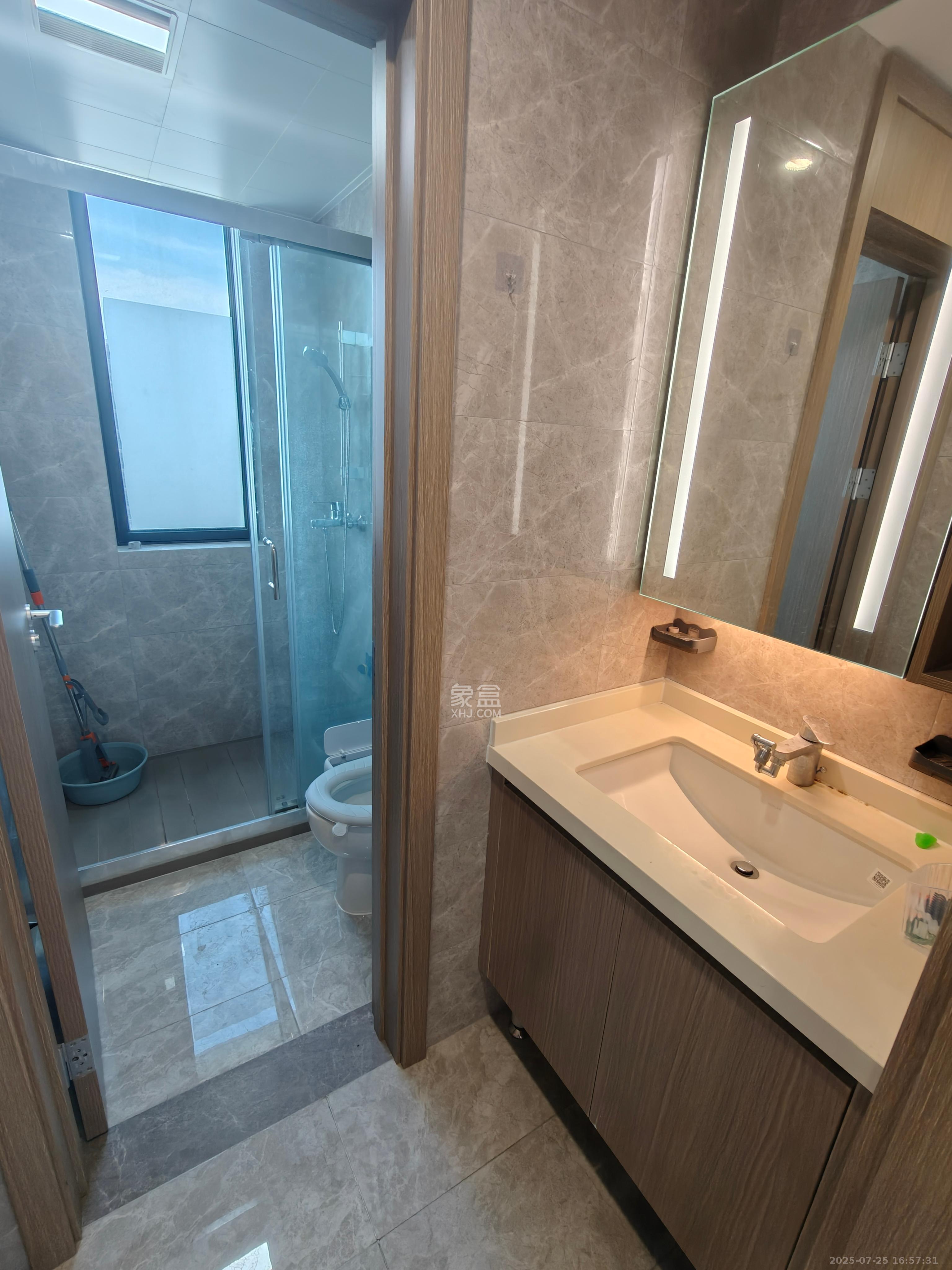 旭辉铂宸府 4室2厅2卫 2800.0元/月 旭辉铂宸府 4室2厅2卫 2800.0元/月室内图