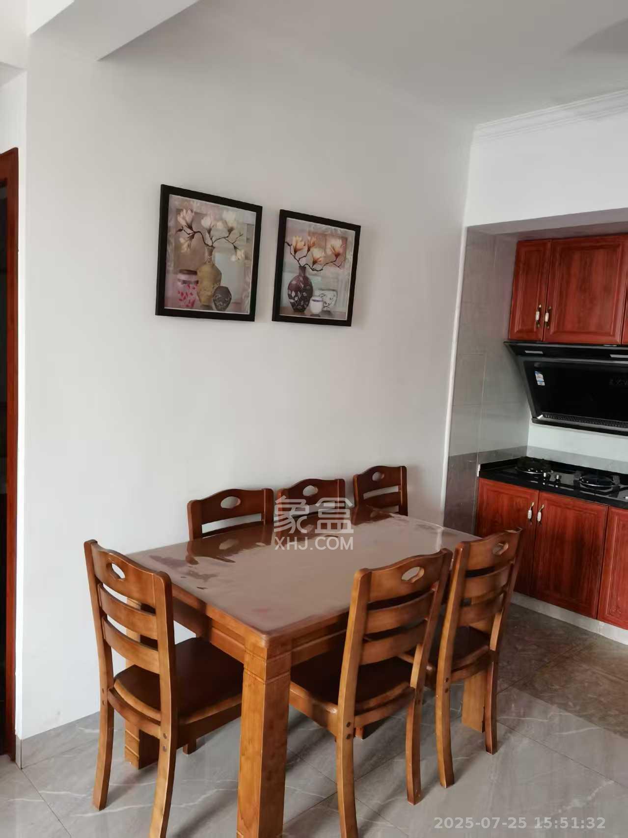 青春里小区 2室2厅1卫 1380.0元/月 青春里小区 2室2厅1卫 1380.0元/月室内图