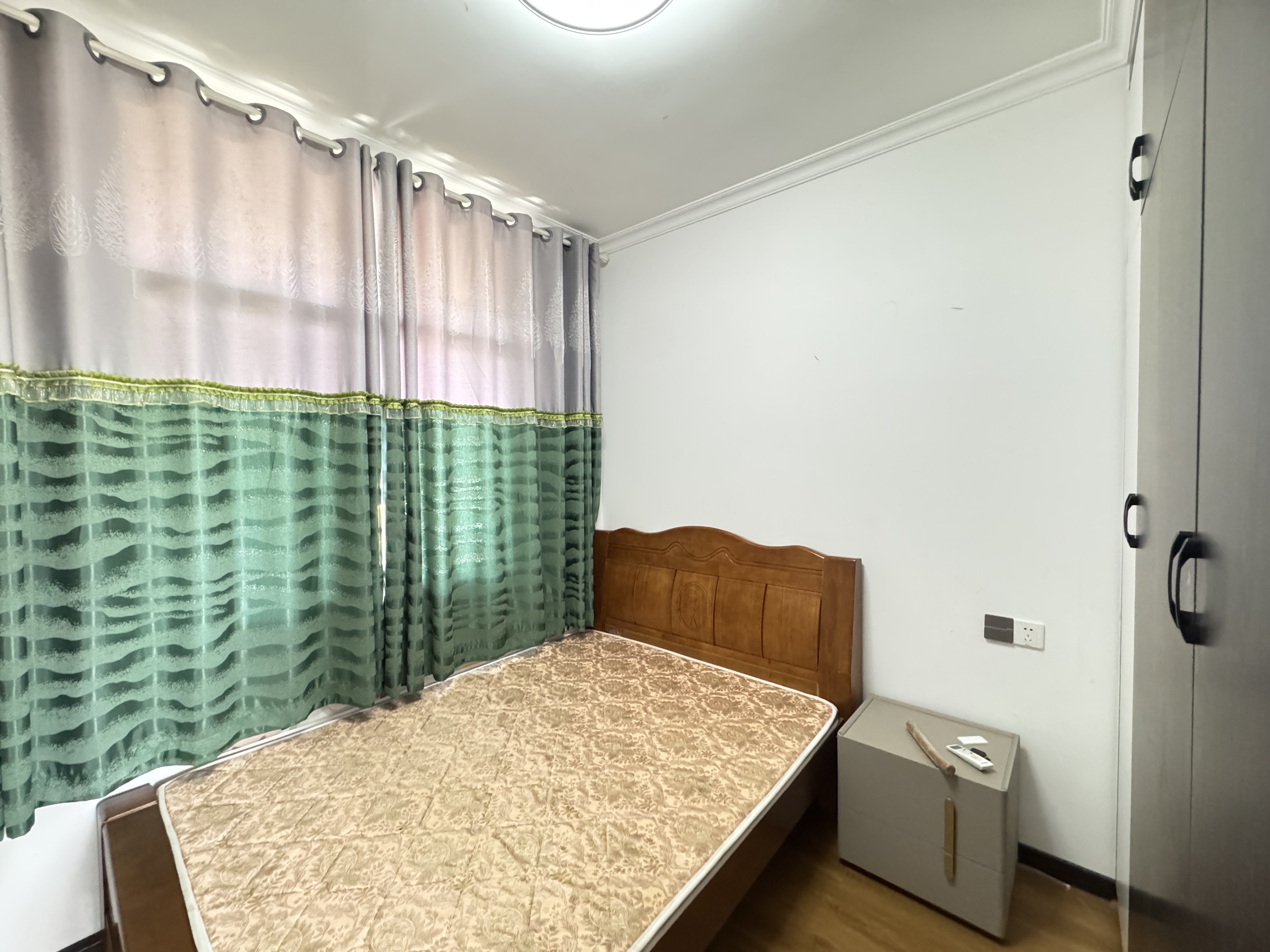 交通局宿舍  3室2厅1卫   1600.00元/月室内图