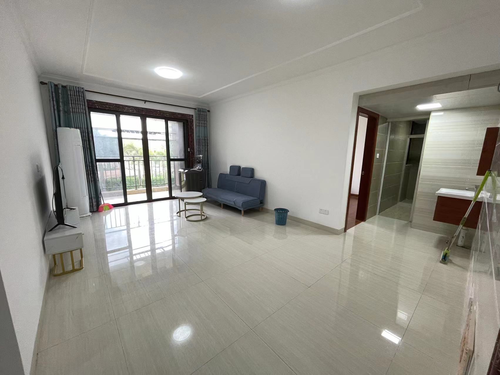 耀江西岸公馆 2室2厅1卫 2500.0元/月 耀江西岸公馆 2室2厅1卫 2500.0元/月室内图