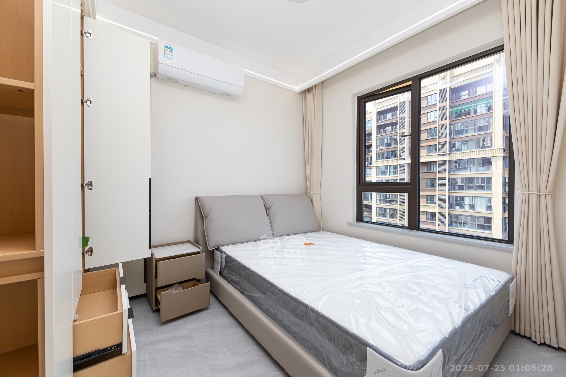 龙湖璟宸原著（龙湖紫宸）  4室2厅2卫    142.0万卧室