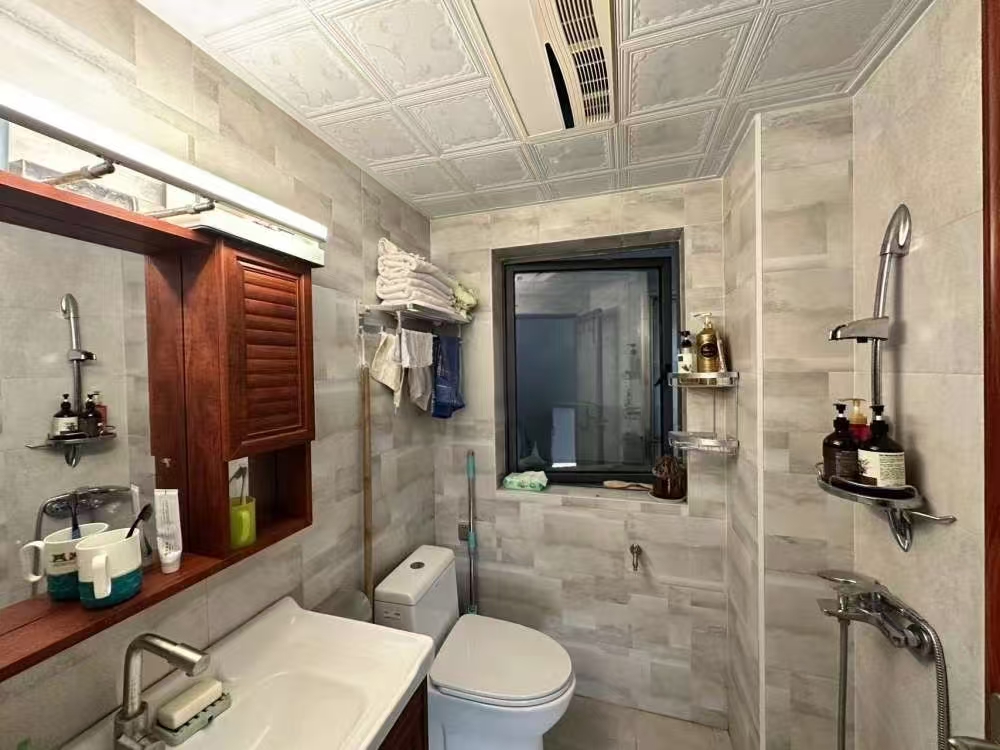 流金岁月-华晨国际  1室1厅1卫    46.0万室内图